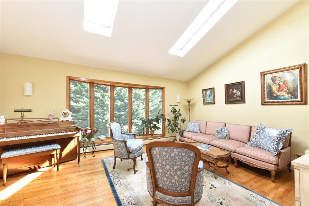 Single Family Rita  Nassau County, NY 11710, MLS-868343-13