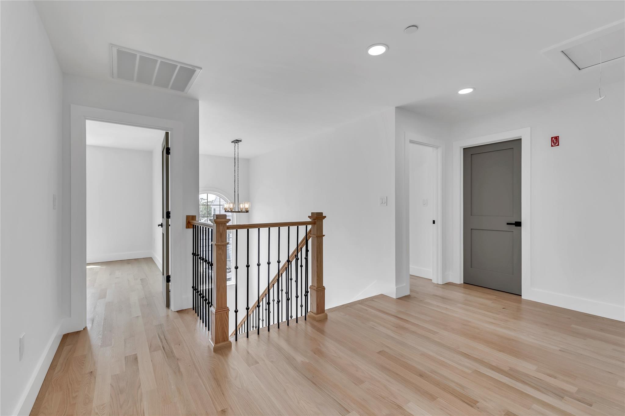 Single Family Bay  Nassau County, NY 11710, MLS-868346-24