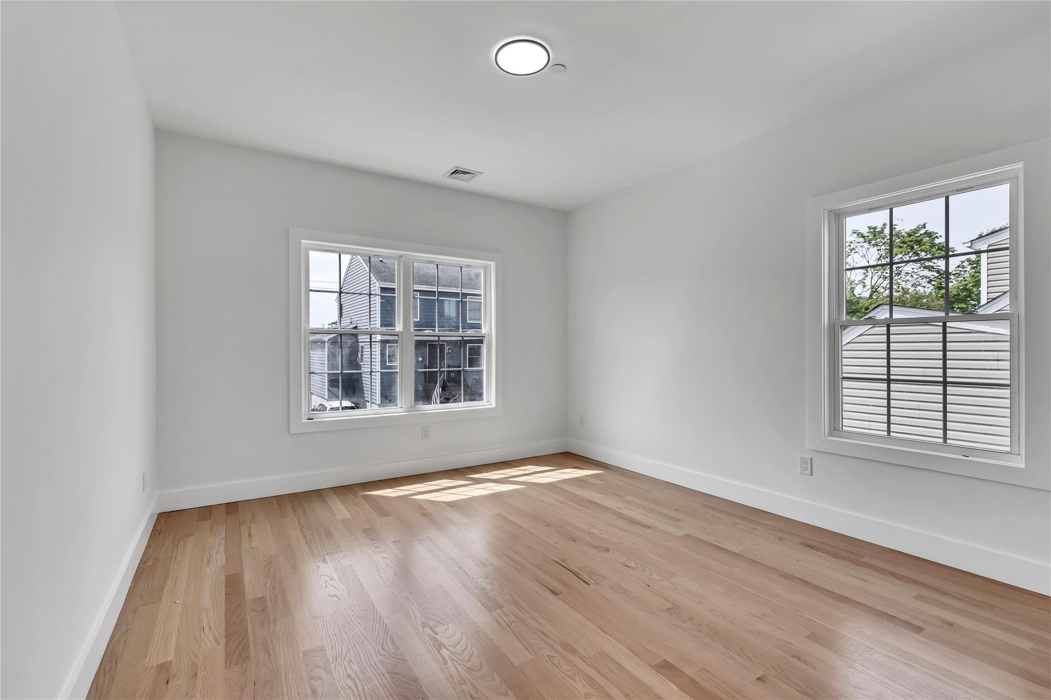 Single Family Bay  Nassau County, NY 11710, MLS-868346-9