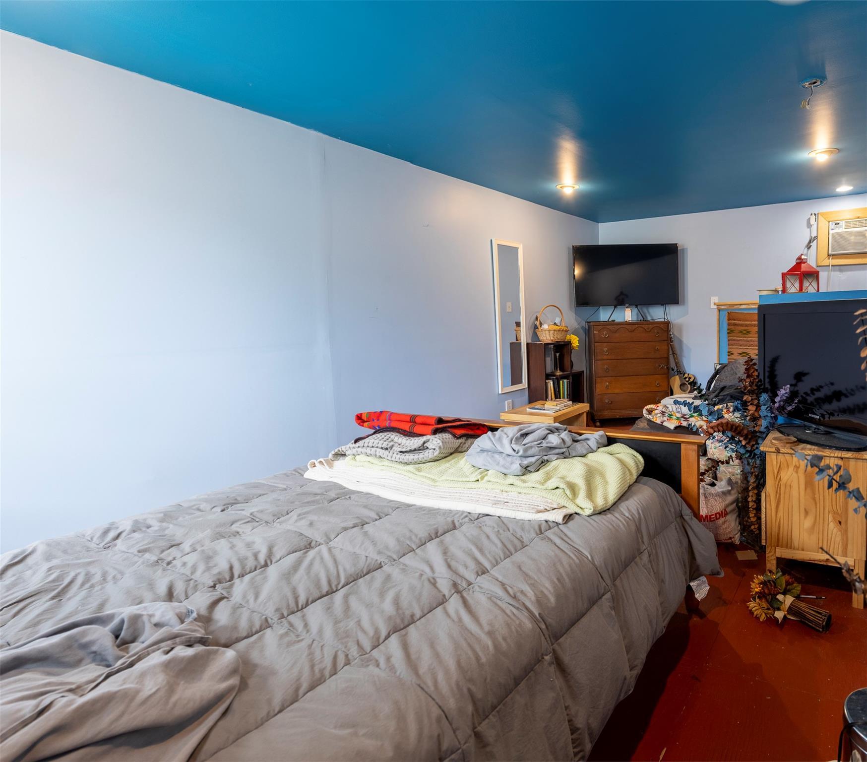 Single Family Montauk  Brooklyn, NY 11208, MLS-868355-16