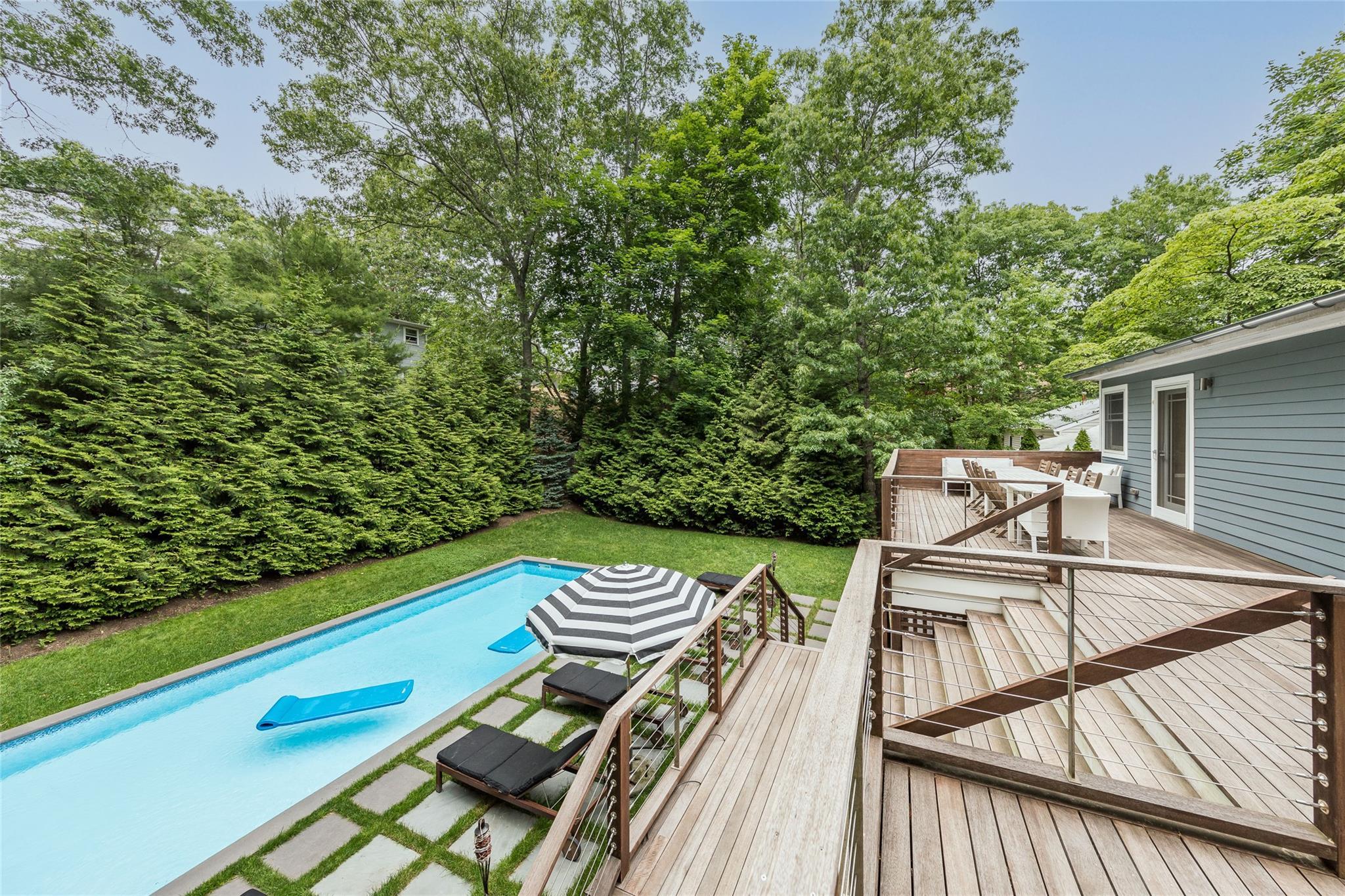 Single Family Hillside  Suffolk County, NY 11963, MLS-868361-3