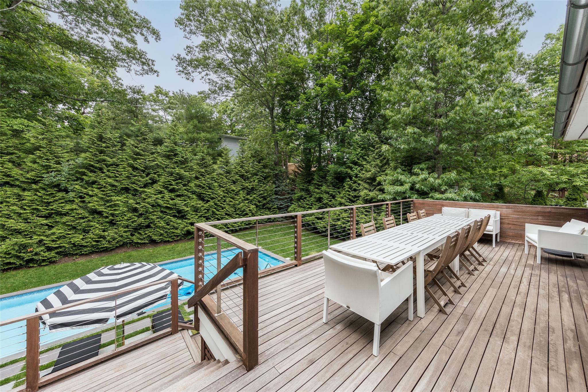 Single Family Hillside  Suffolk County, NY 11963, MLS-868361-4
