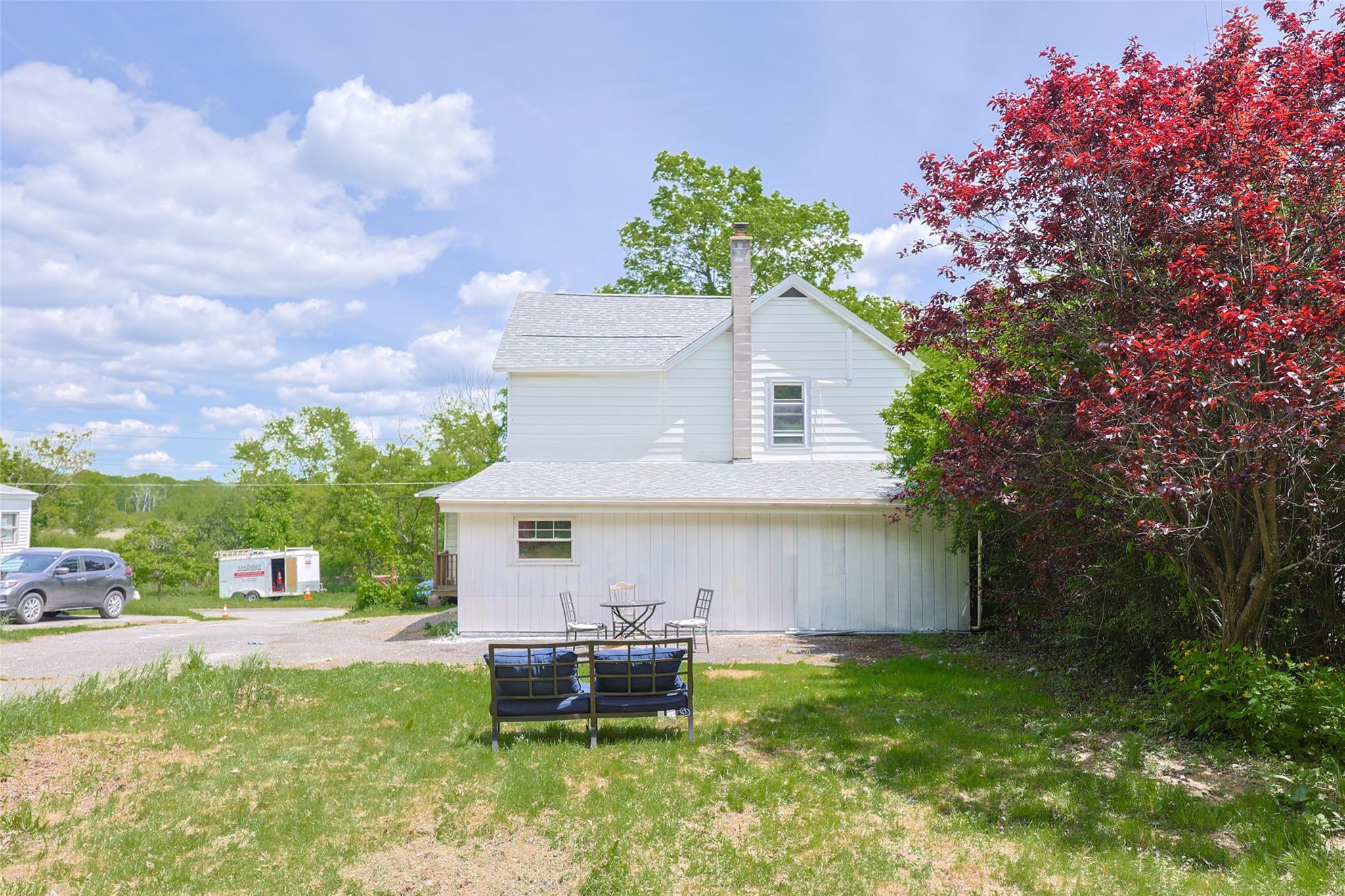Single Family King  Out Of Area, NY 01201, MLS-868368-30