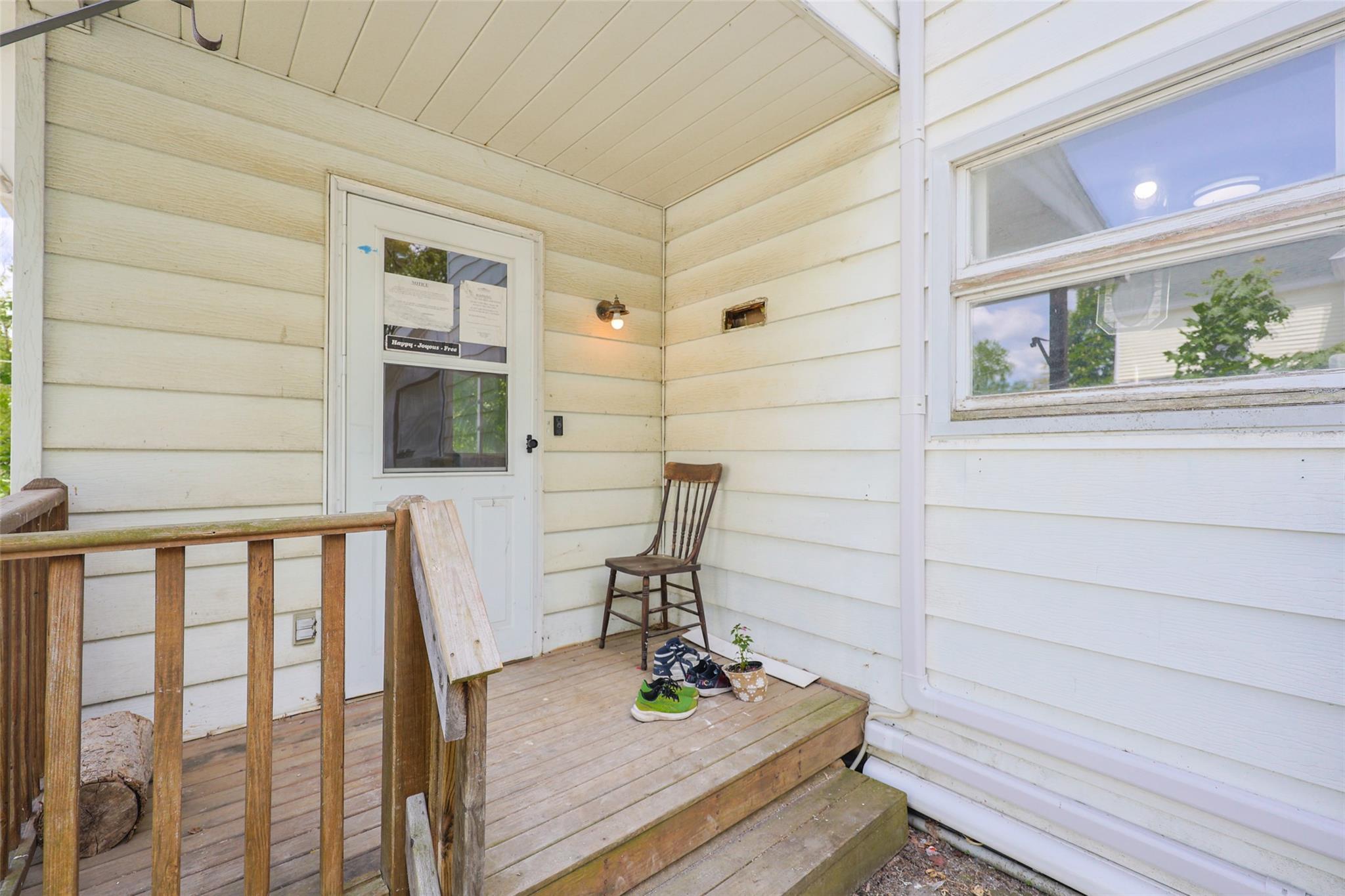 Single Family King  Out Of Area, NY 01201, MLS-868368-34