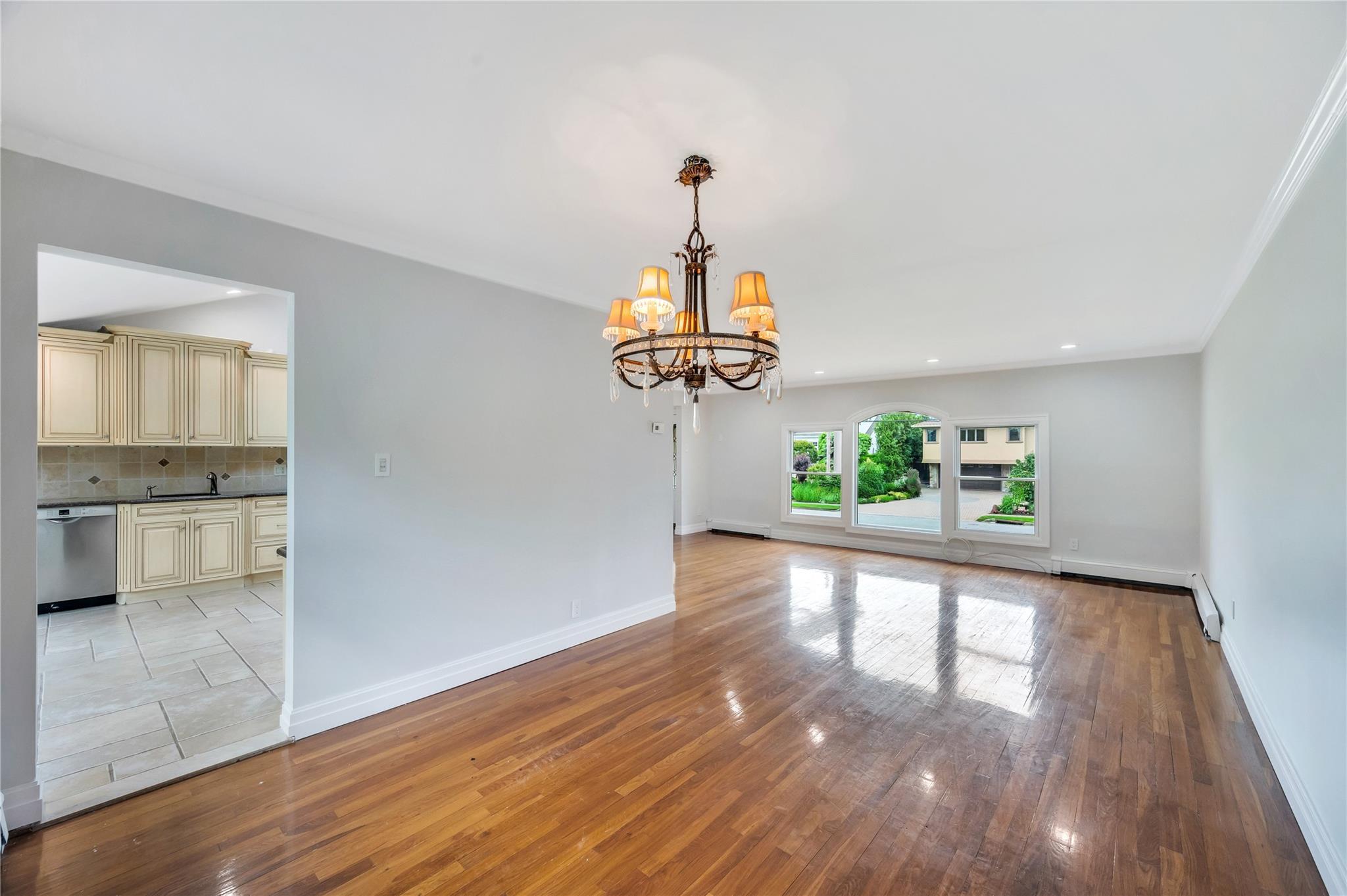 Single Family Riviera  Nassau County, NY 11758, MLS-868391-16
