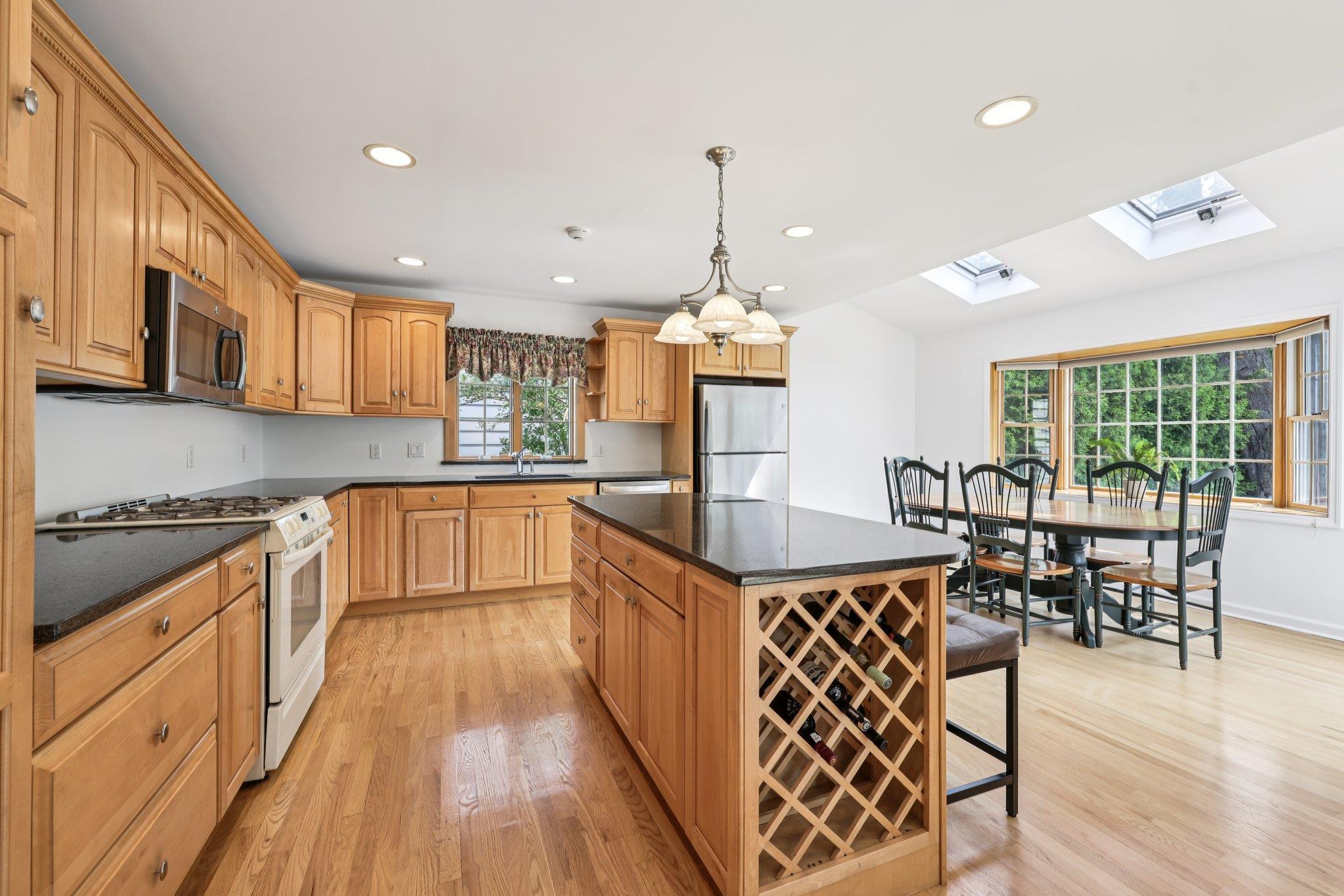 Single Family Valley  Westchester County, NY 10573, MLS-868392-10
