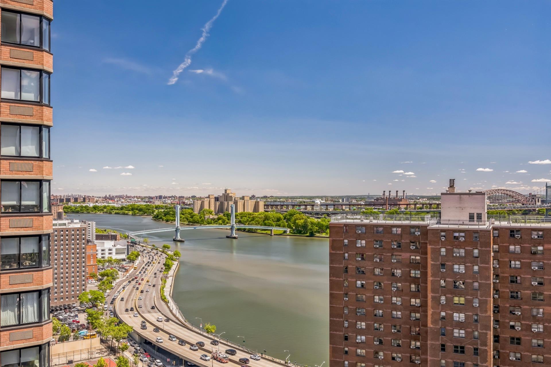 Apartment 93rd  Manhattan, NY 10128, MLS-868398-2