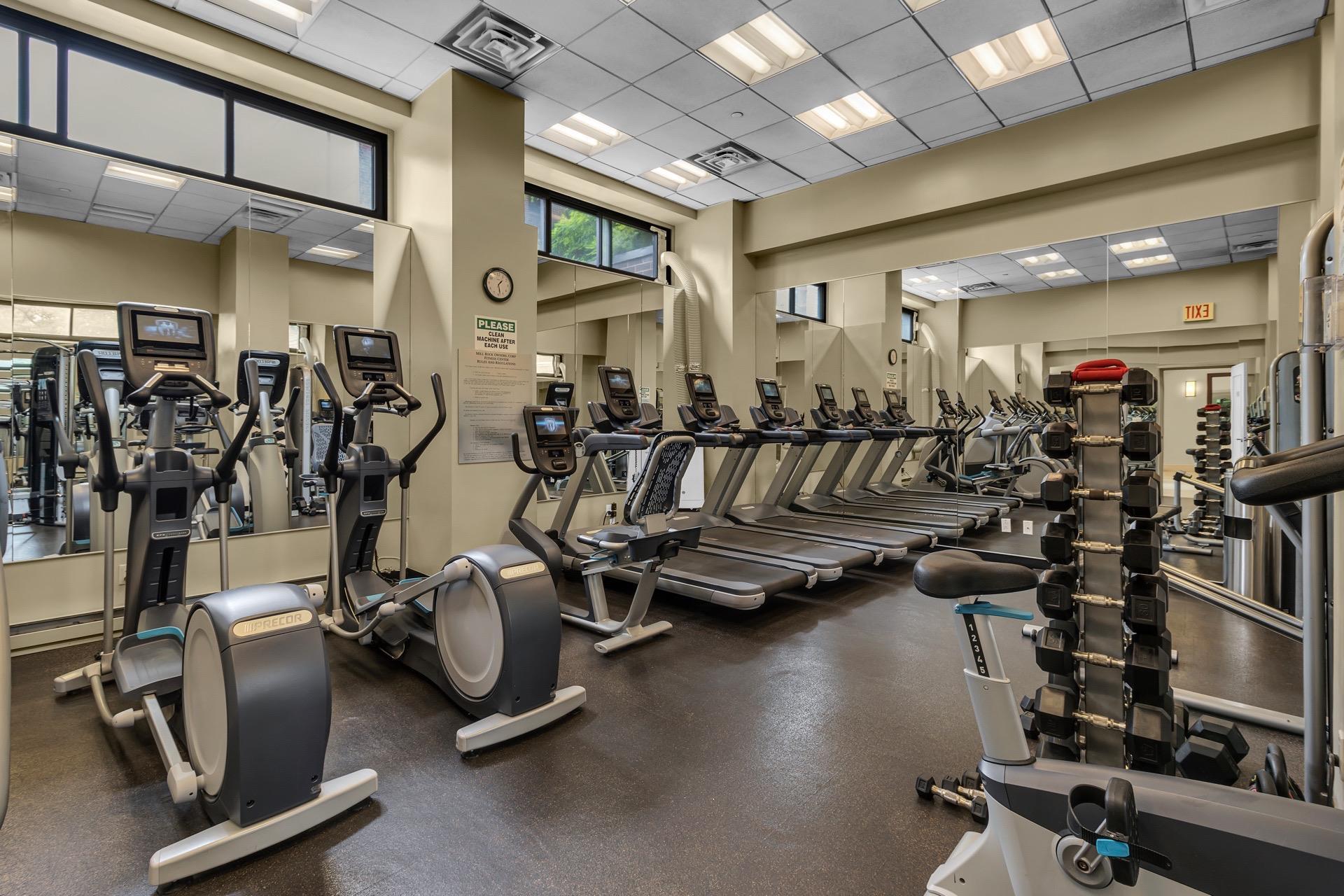Apartment 93rd  Manhattan, NY 10128, MLS-868398-29