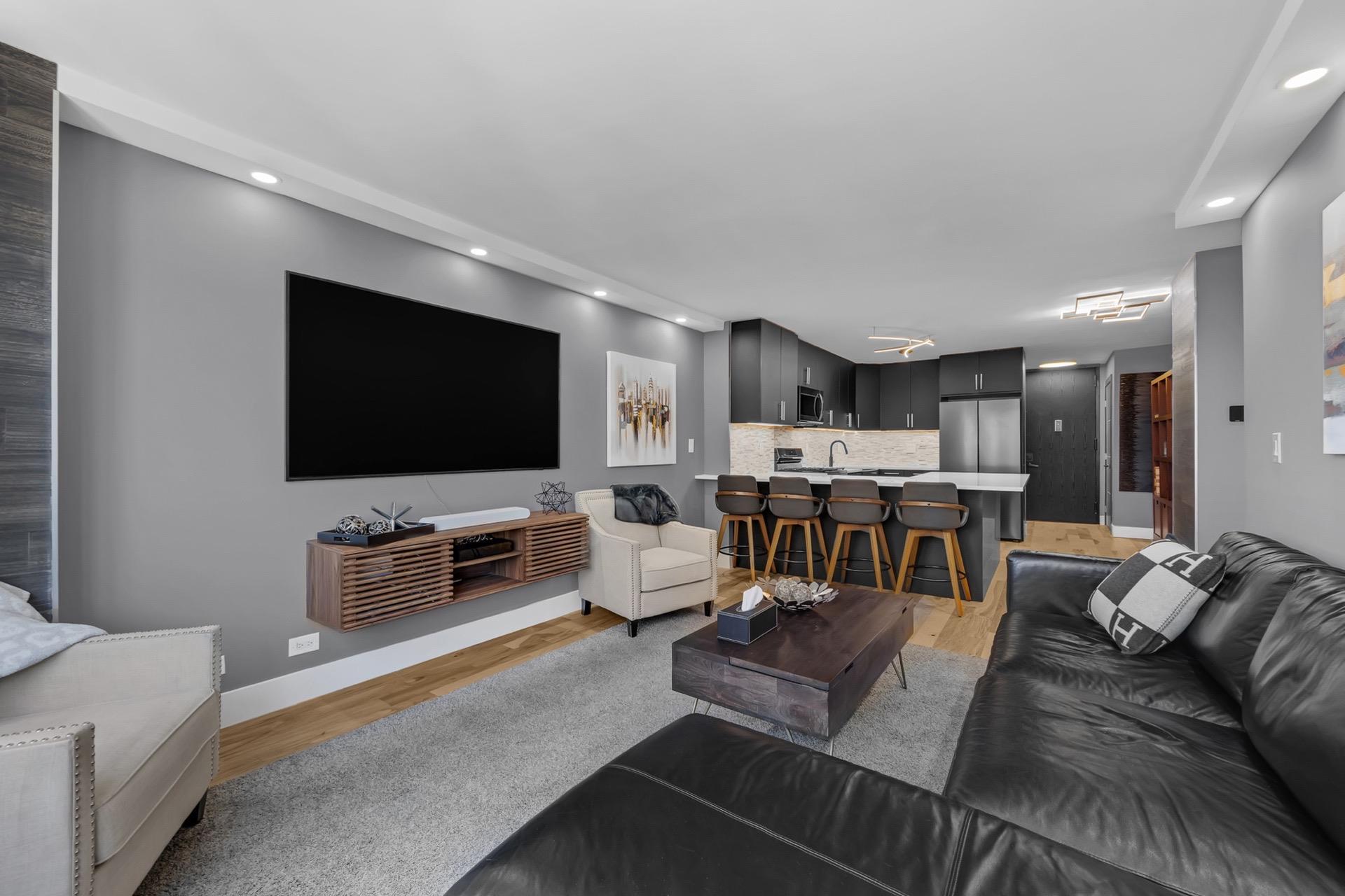 Apartment 93rd  Manhattan, NY 10128, MLS-868398-3