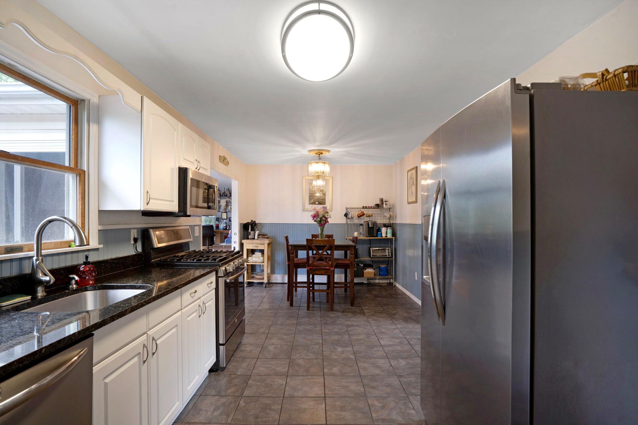 Single Family Country  Suffolk County, NY 11978, MLS-868417-12
