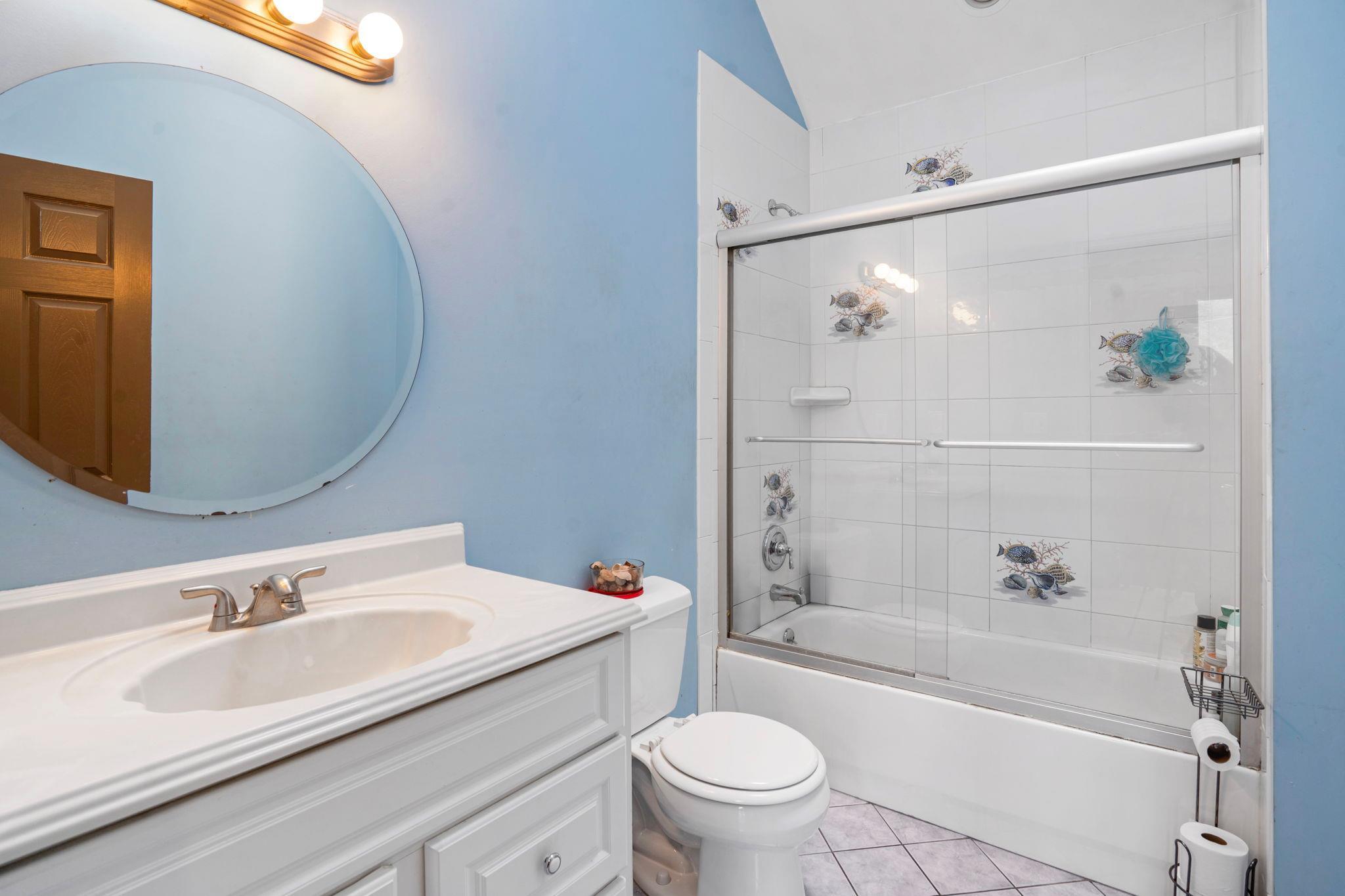Single Family Country  Suffolk County, NY 11978, MLS-868417-19