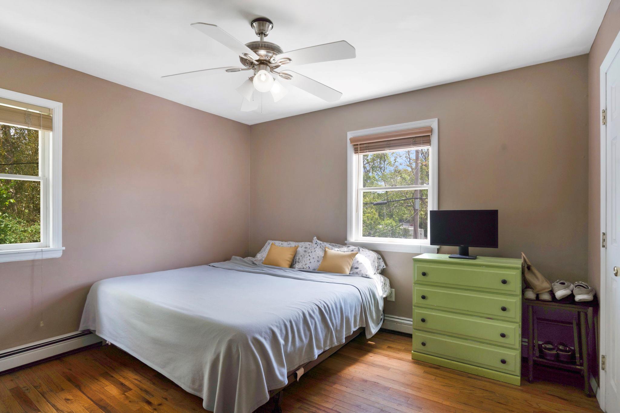Single Family Country  Suffolk County, NY 11978, MLS-868417-20
