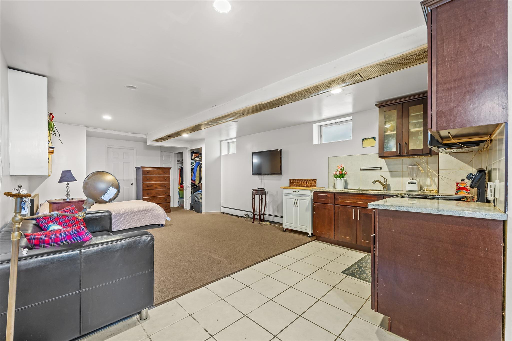 Single Family Olcott  Queens, NY 11375, MLS-868434-17