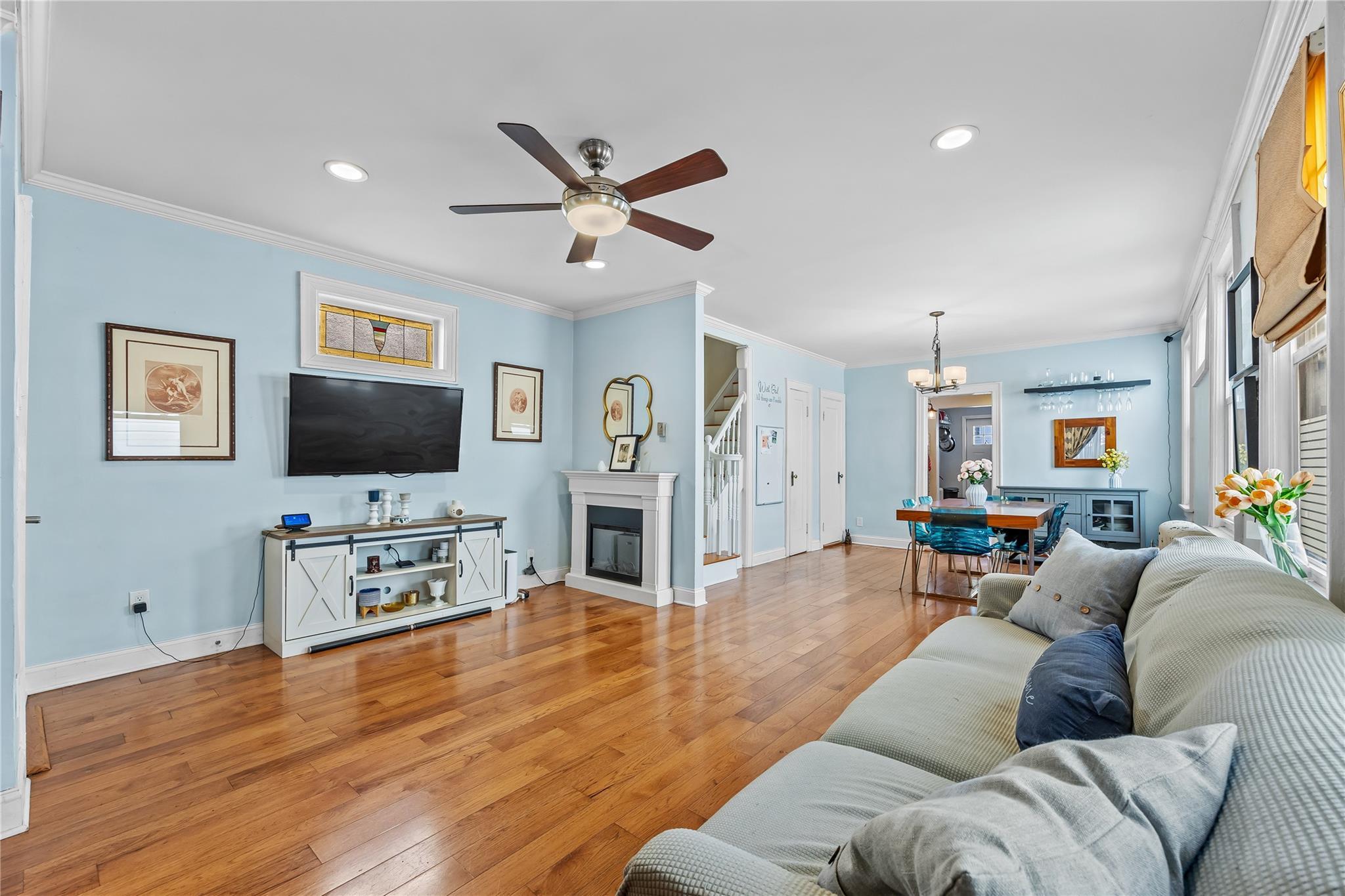 Single Family Olcott  Queens, NY 11375, MLS-868434-4