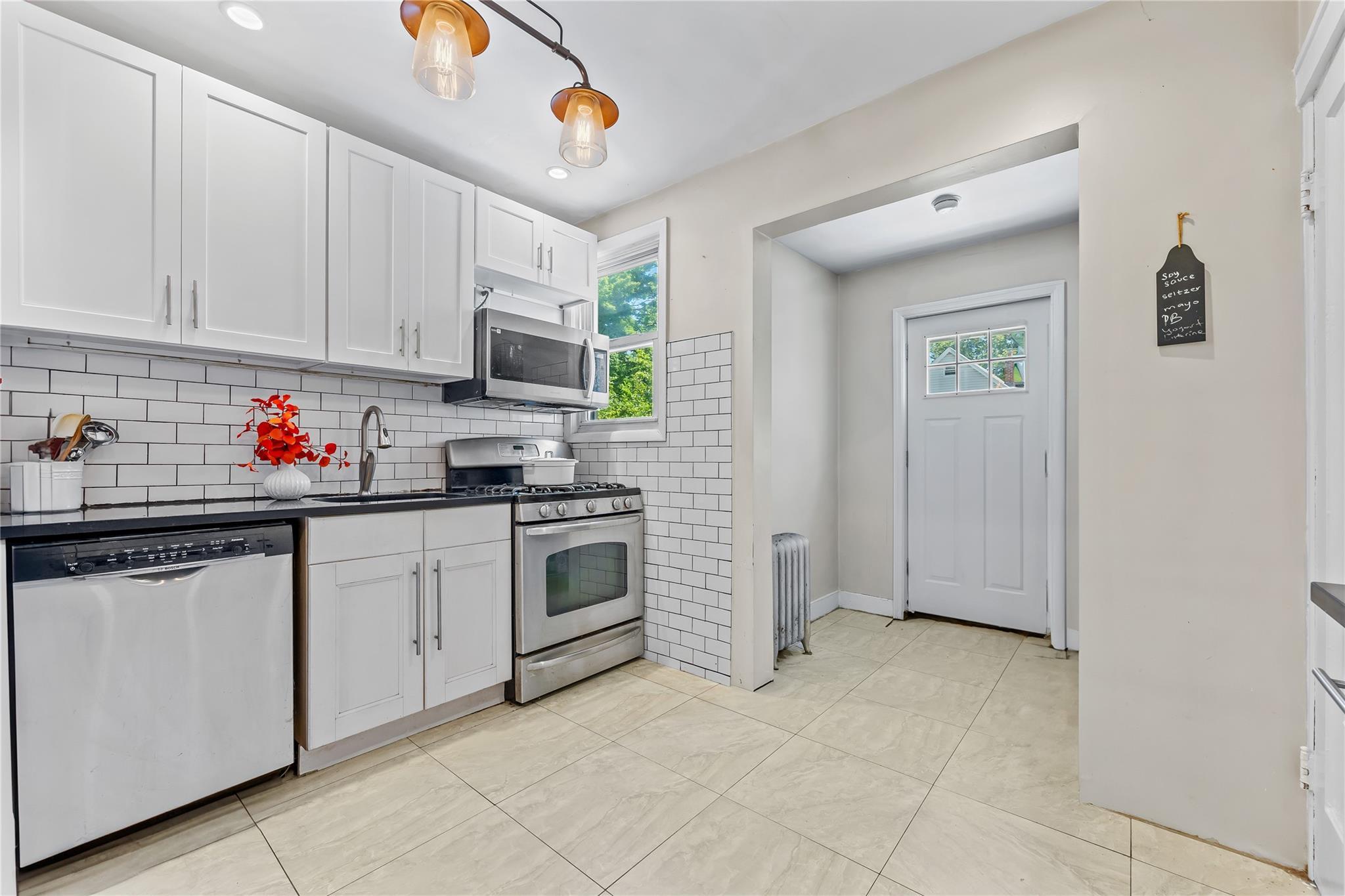 Single Family Olcott  Queens, NY 11375, MLS-868434-8