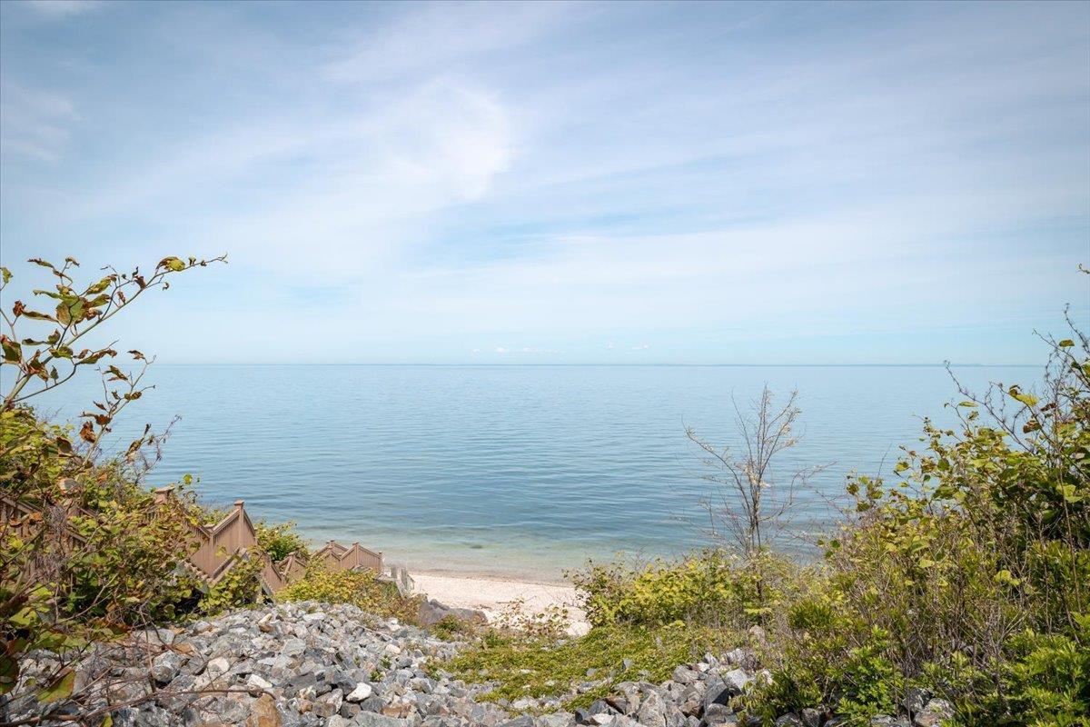 Single Family Cottage  Suffolk County, NY 11933, MLS-868455-16