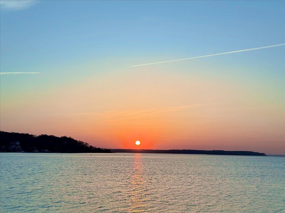 Single Family Harbor Park  Suffolk County, NY 11721, MLS-868456-34