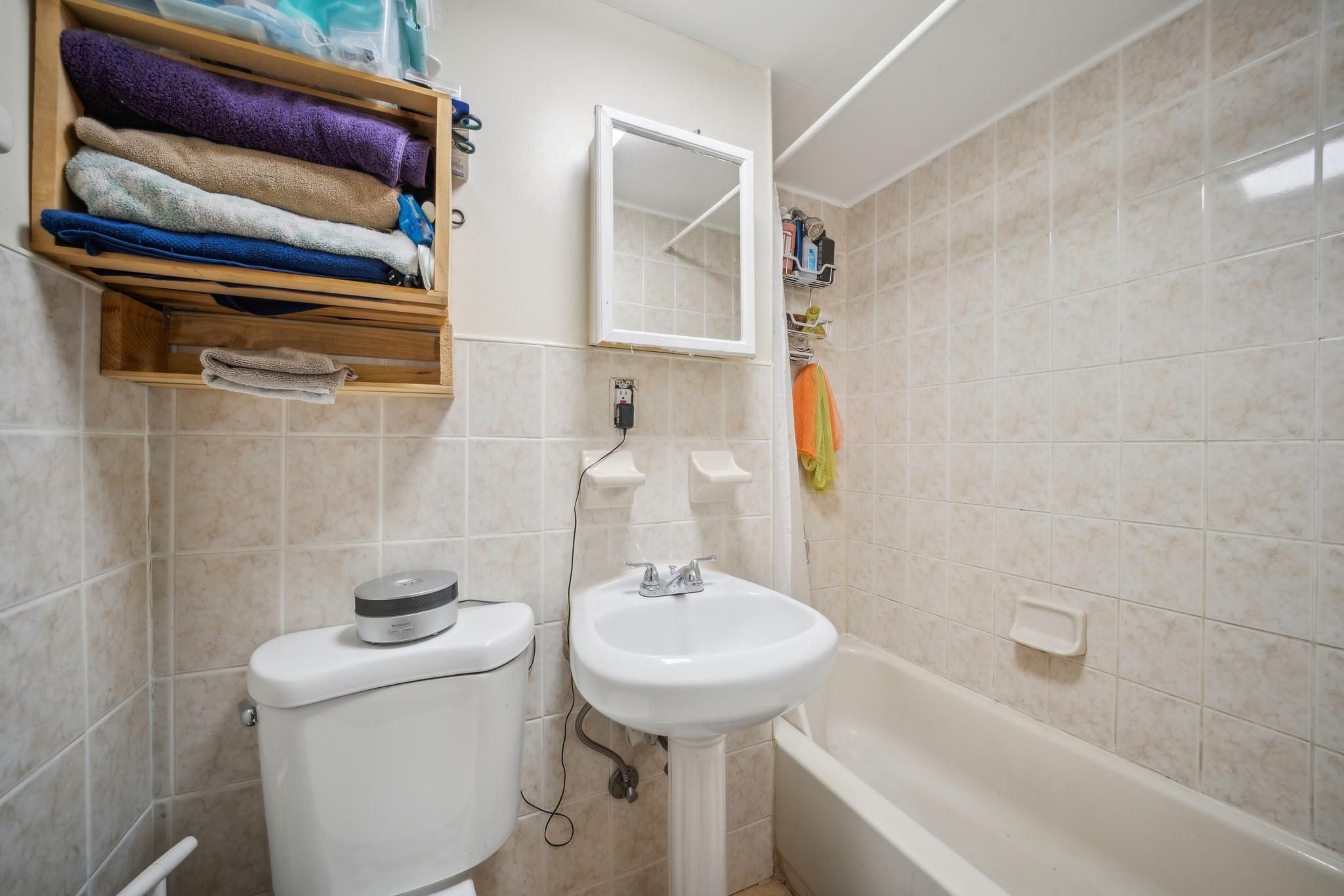 Single Family Waring  Bronx, NY 10469, MLS-868461-12