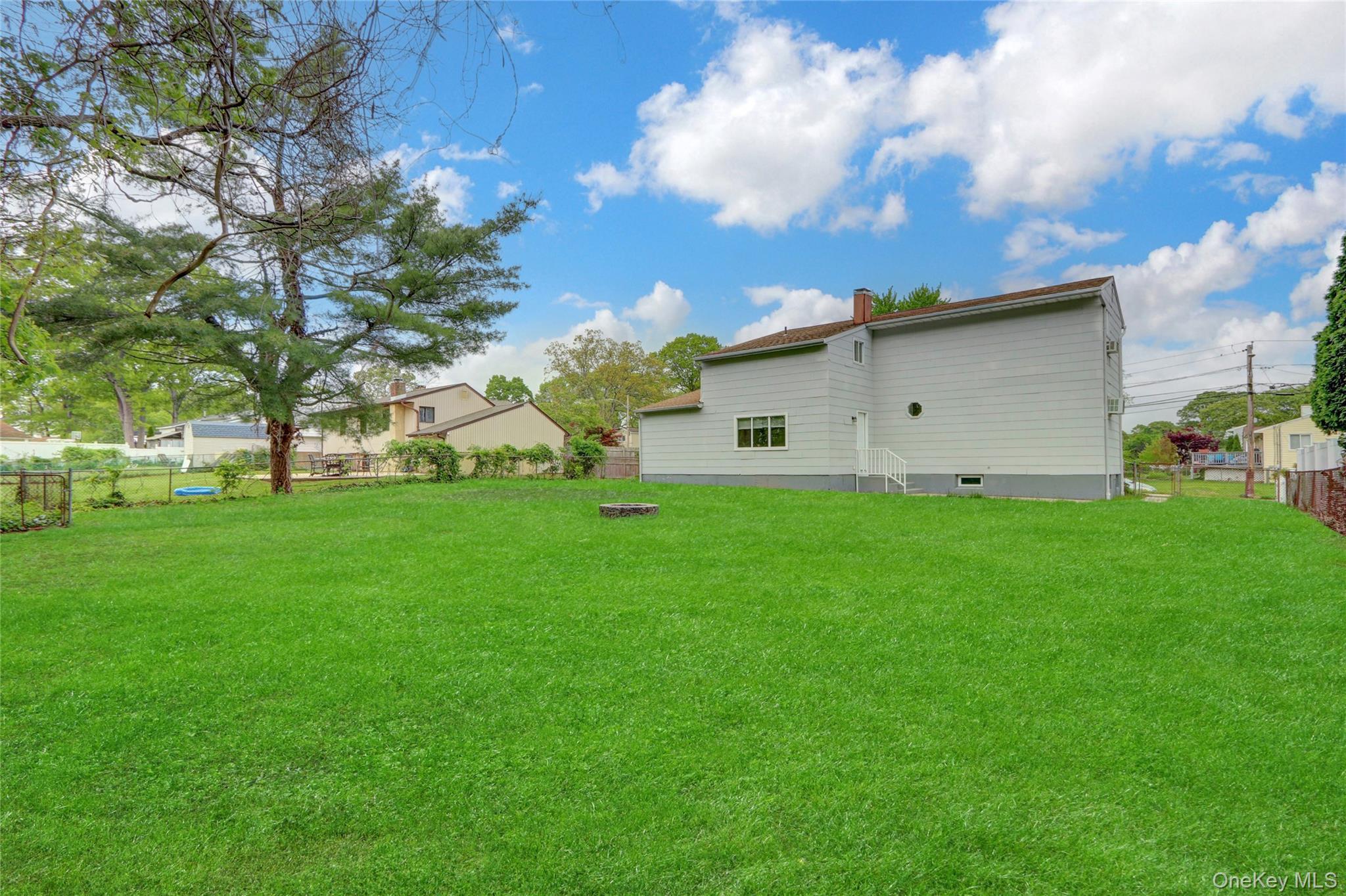 Single Family Allegheny  Suffolk County, NY 11738, MLS-868471-17