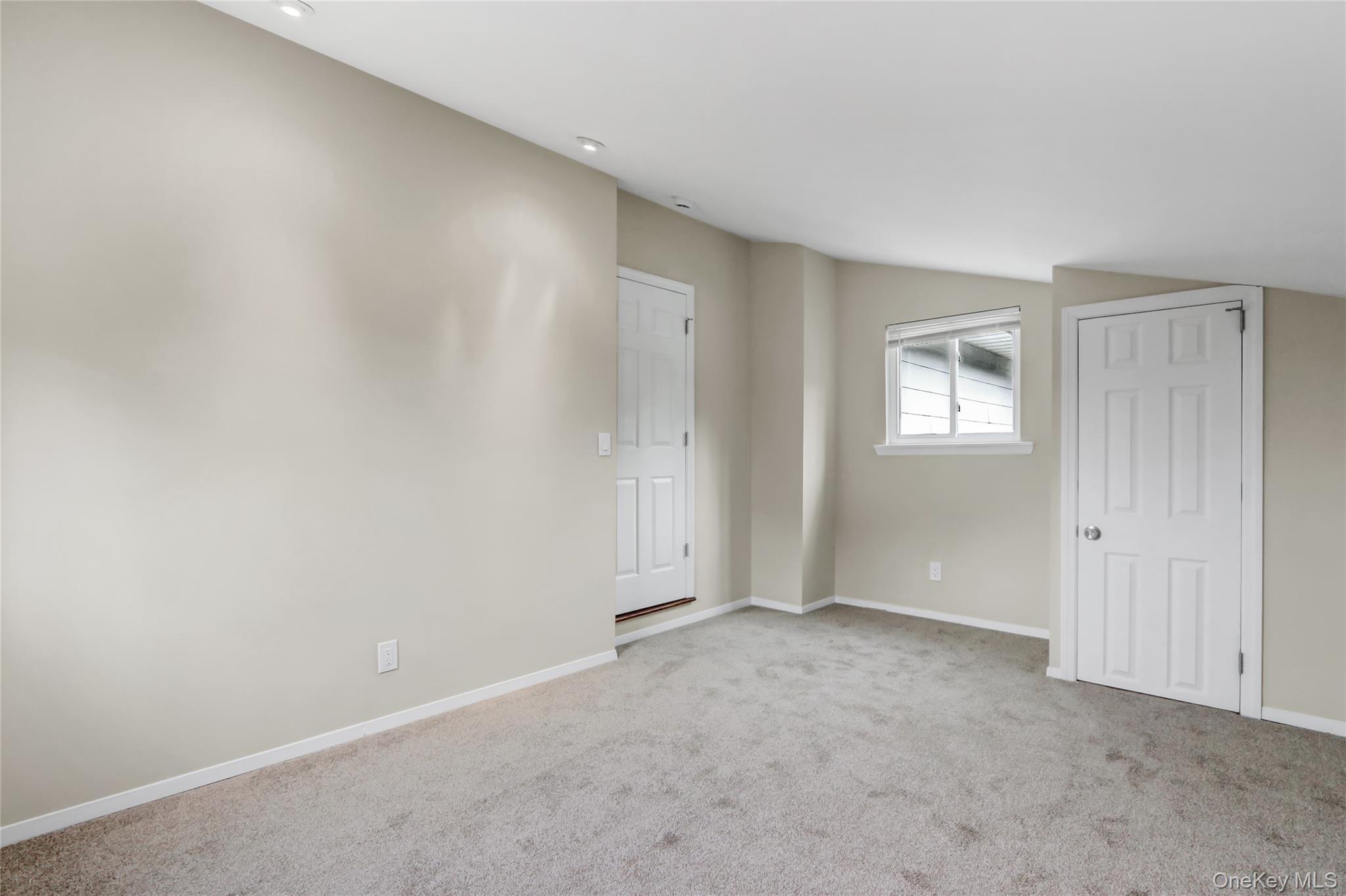 Single Family Allegheny  Suffolk County, NY 11738, MLS-868471-9