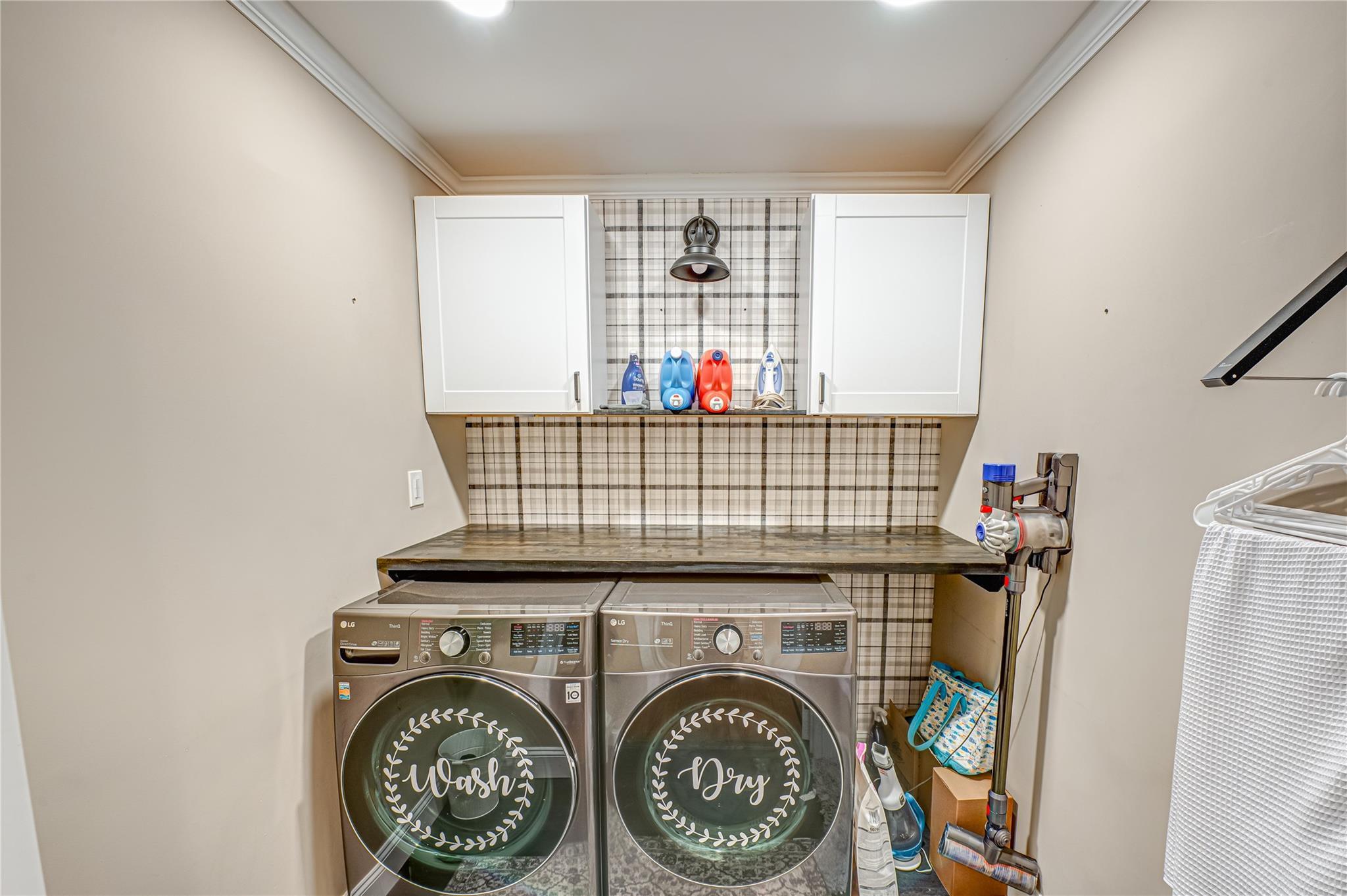 Single Family Idle Day  Suffolk County, NY 11721, MLS-868514-24