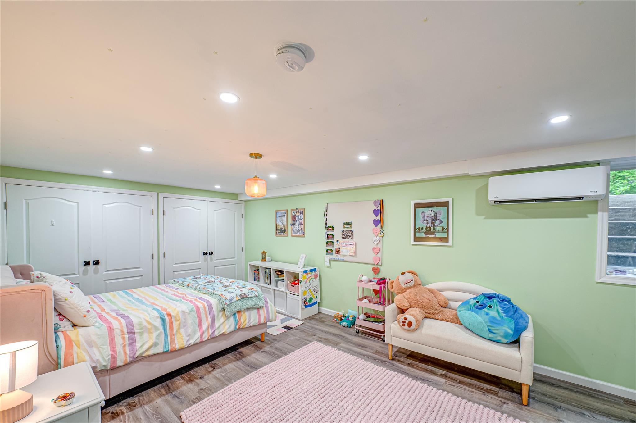 Single Family Idle Day  Suffolk County, NY 11721, MLS-868514-26