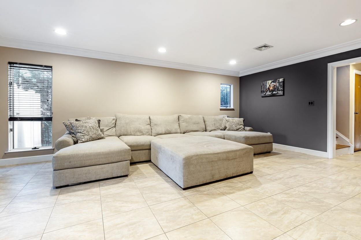 Single Family Ocean  Nassau County, NY 11758, MLS-868525-22