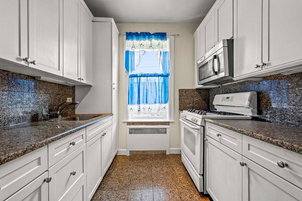 Single Family Brooklyn Ave  Brooklyn, NY 11210, MLS-868534-3