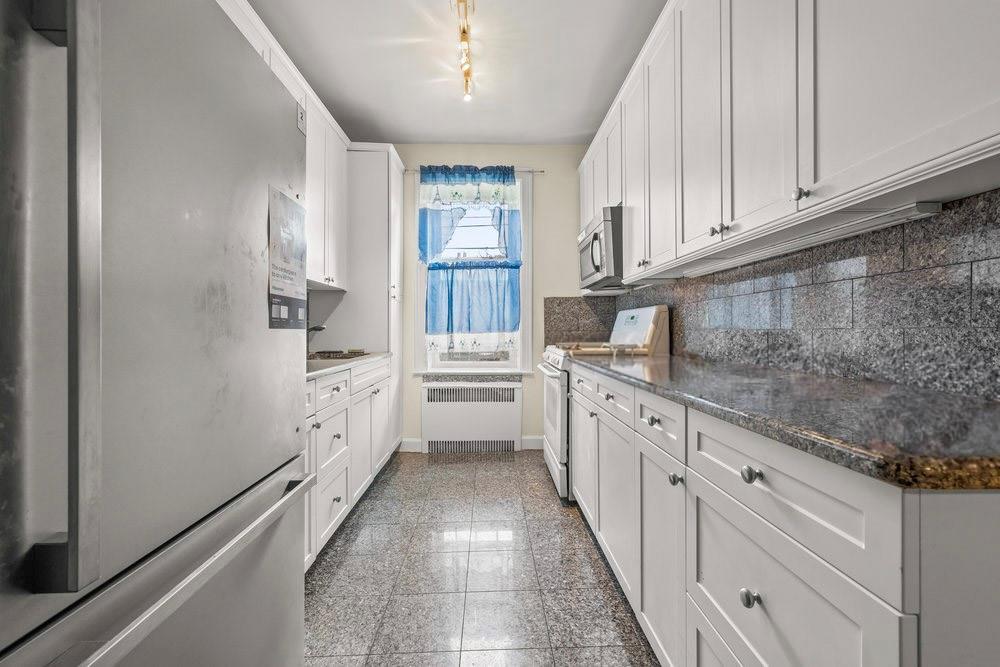 Single Family Brooklyn Ave  Brooklyn, NY 11210, MLS-868534-4