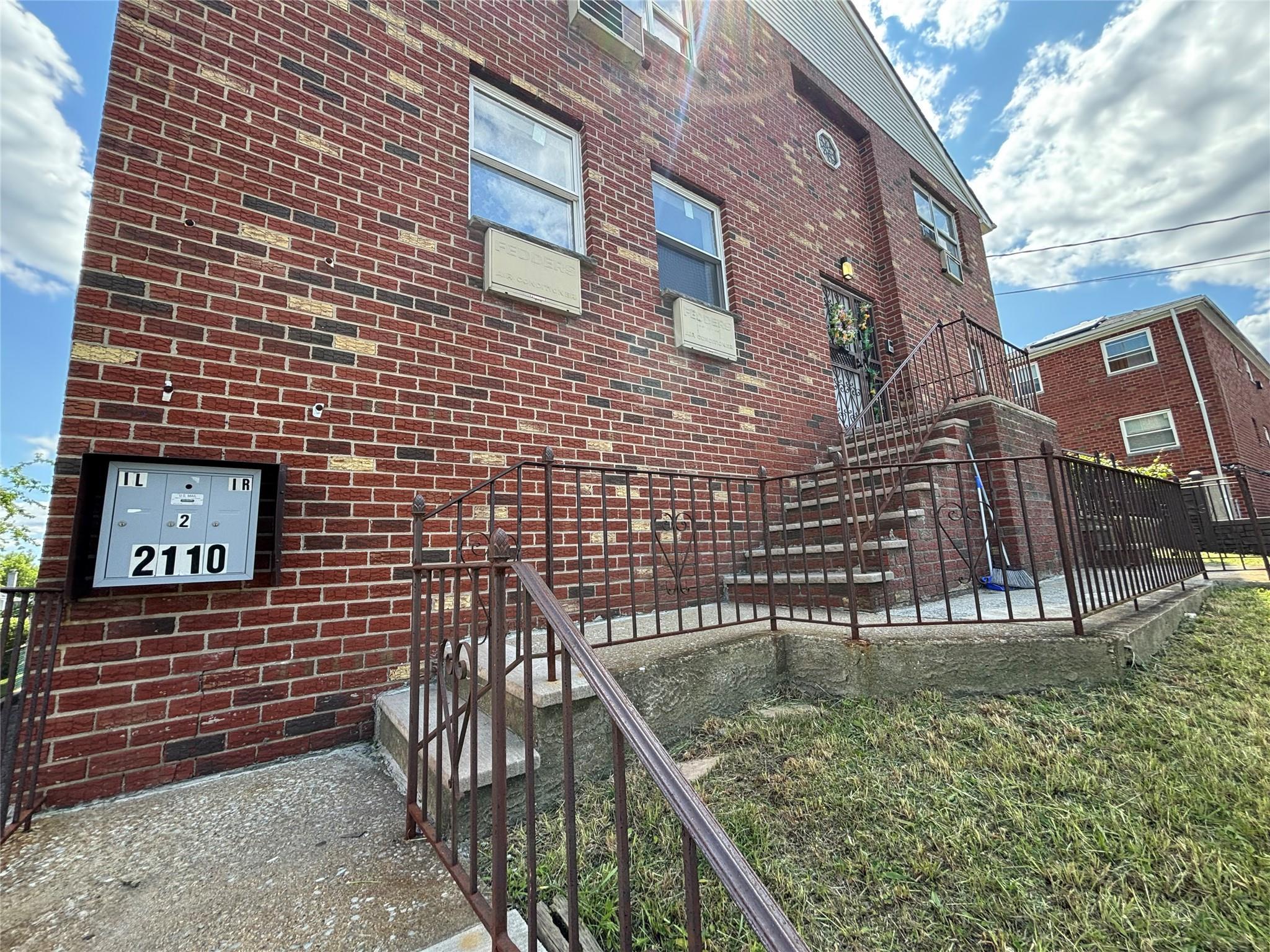 Single Family Light  Bronx, NY 10466, MLS-868545-14