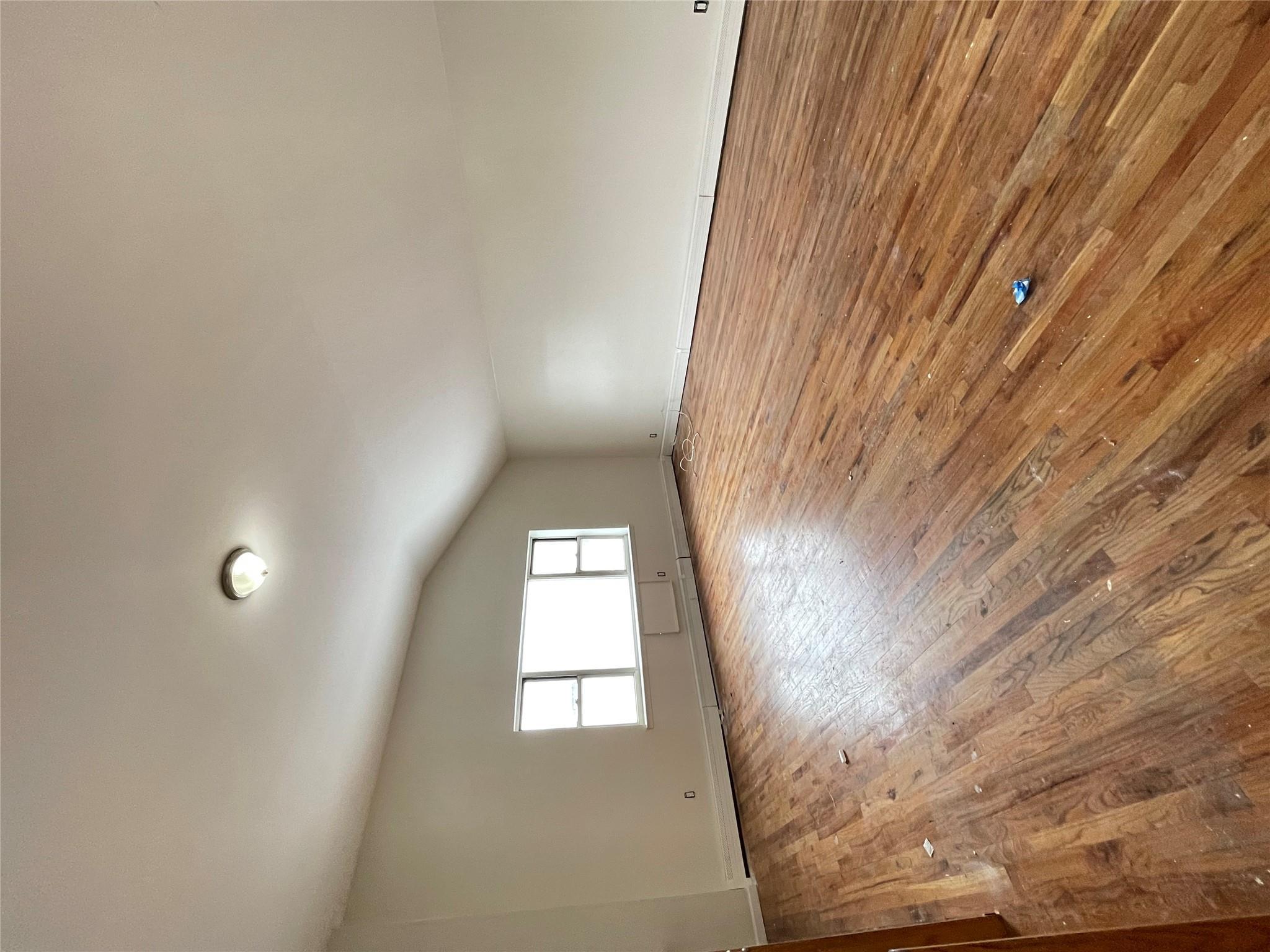 Single Family Light  Bronx, NY 10466, MLS-868545-16