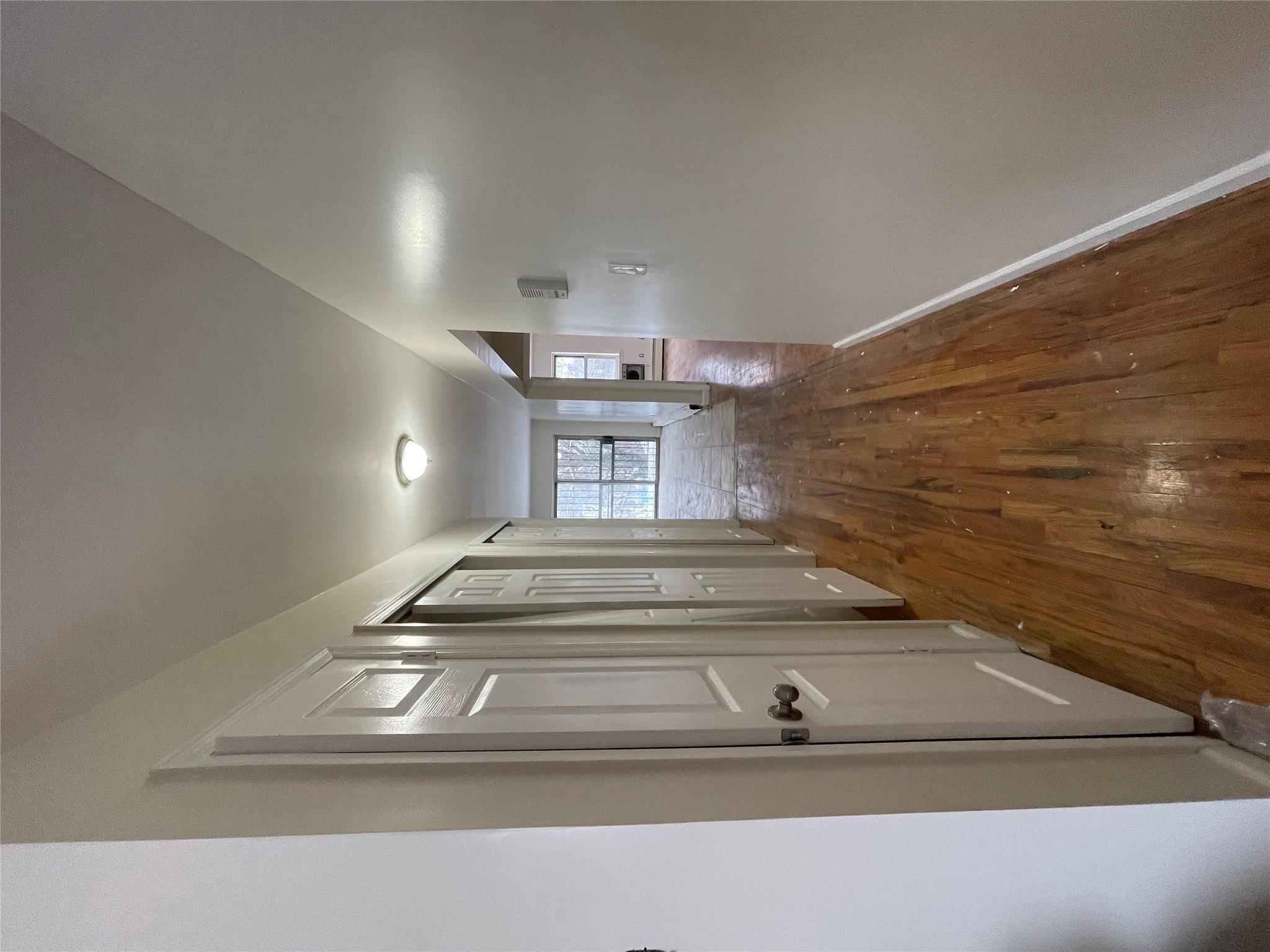 Single Family Light  Bronx, NY 10466, MLS-868545-23