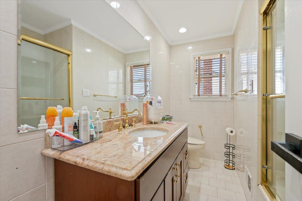 Single Family Derby Nassau County, NY 11598, MLS-868546-15