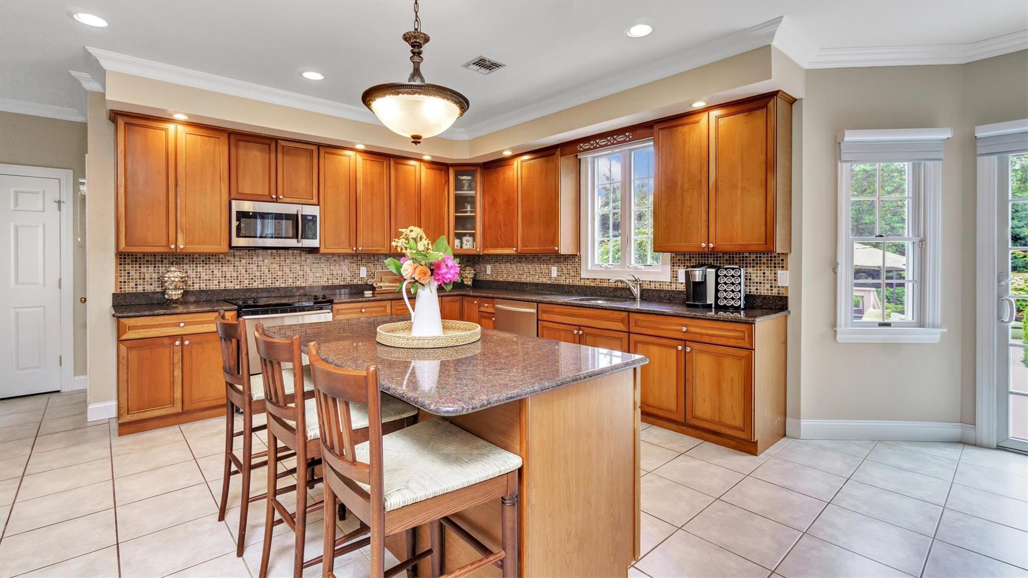 Single Family Water  Suffolk County, NY 11971, MLS-868556-11