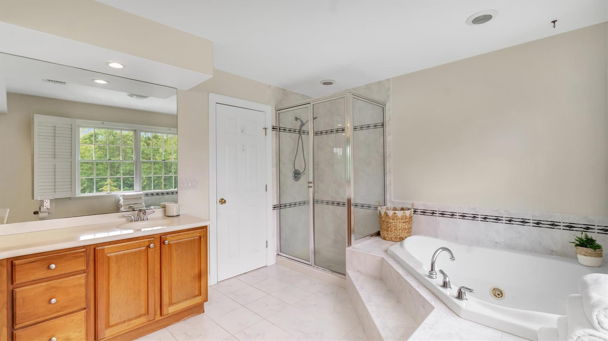 Single Family Water  Suffolk County, NY 11971, MLS-868556-24