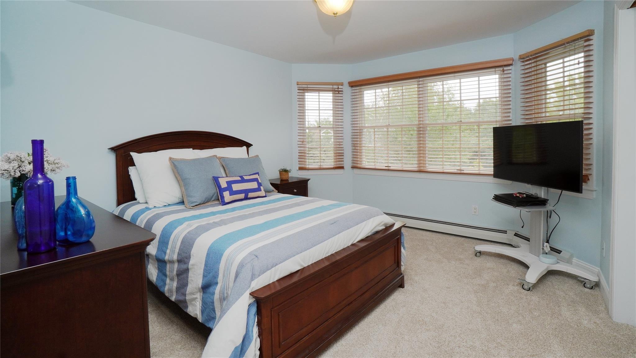 Single Family Water  Suffolk County, NY 11971, MLS-868556-27