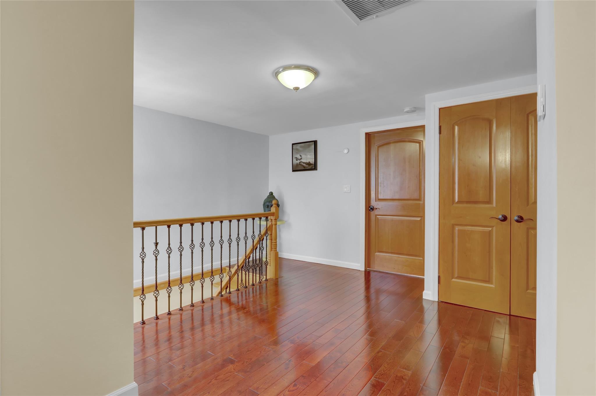 Single Family Wellington  Nassau County, NY 11554, MLS-868622-16