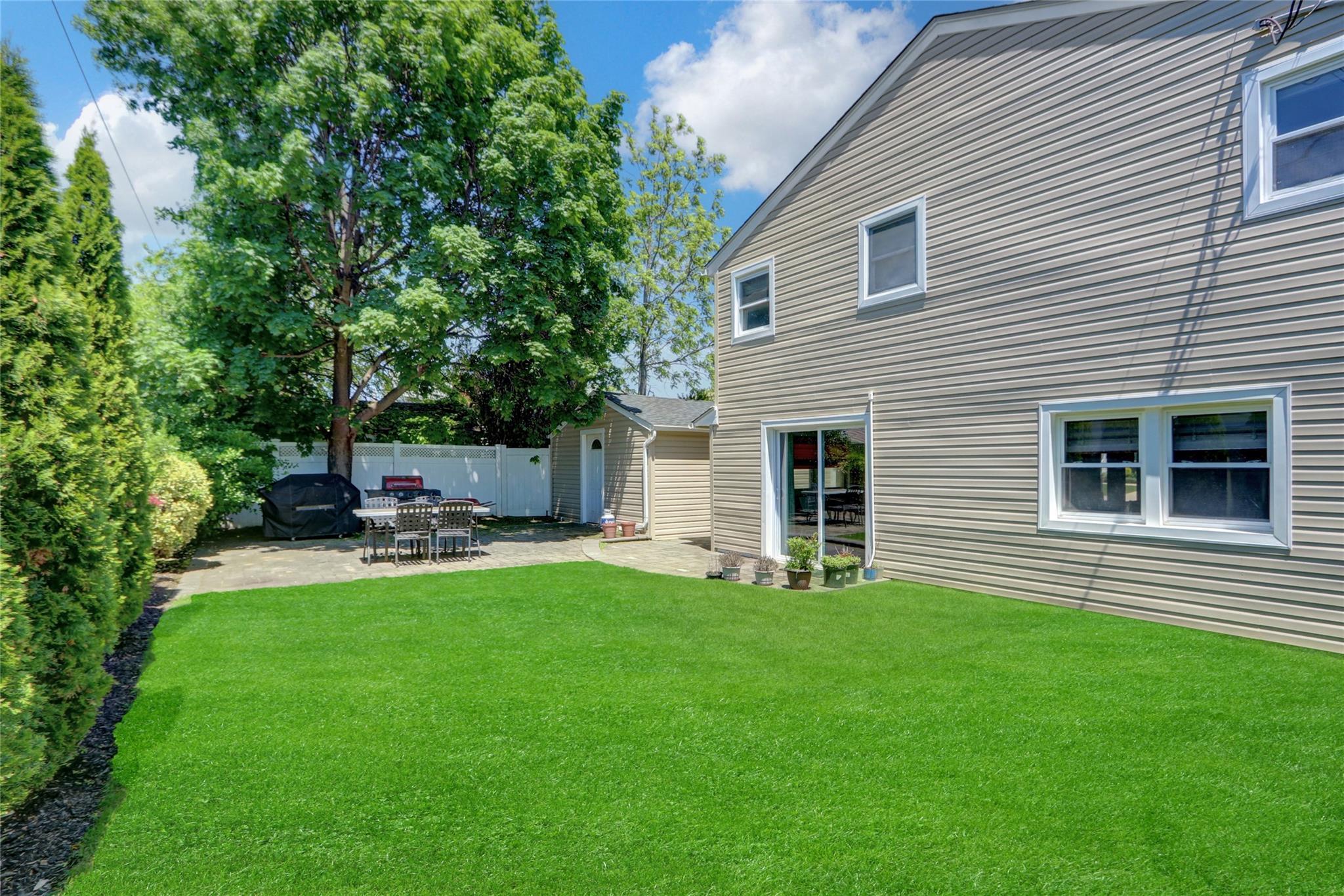 Single Family Wellington  Nassau County, NY 11554, MLS-868622-26