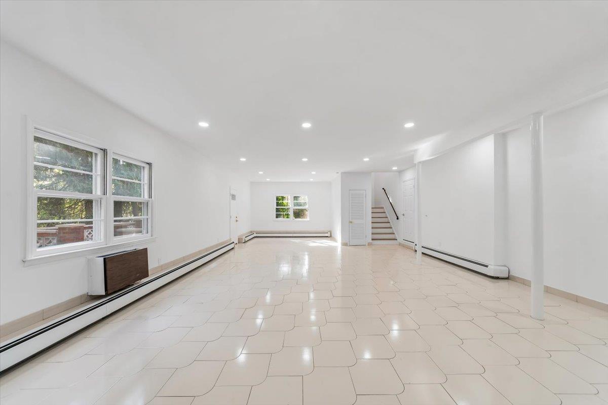 Single Family Mohawk  Westchester County, NY 10710, MLS-868657-17