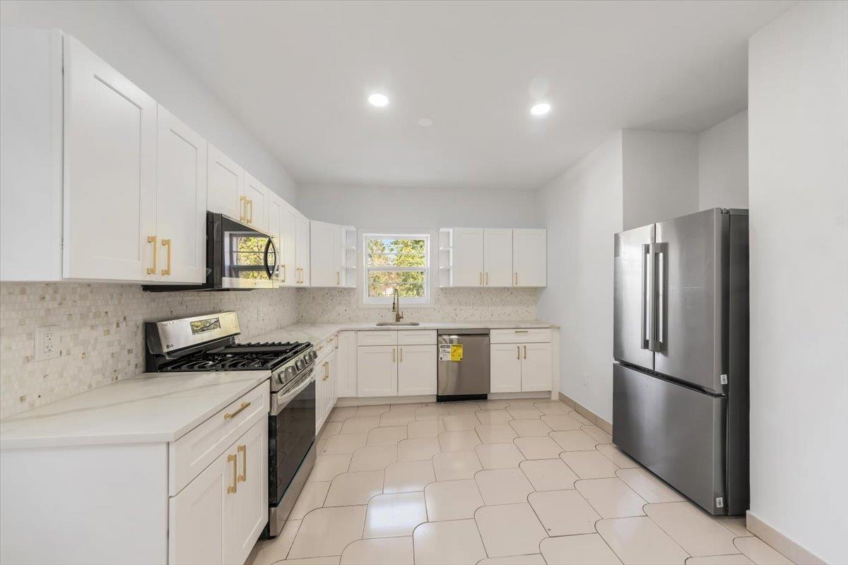 Single Family Mohawk  Westchester County, NY 10710, MLS-868657-20