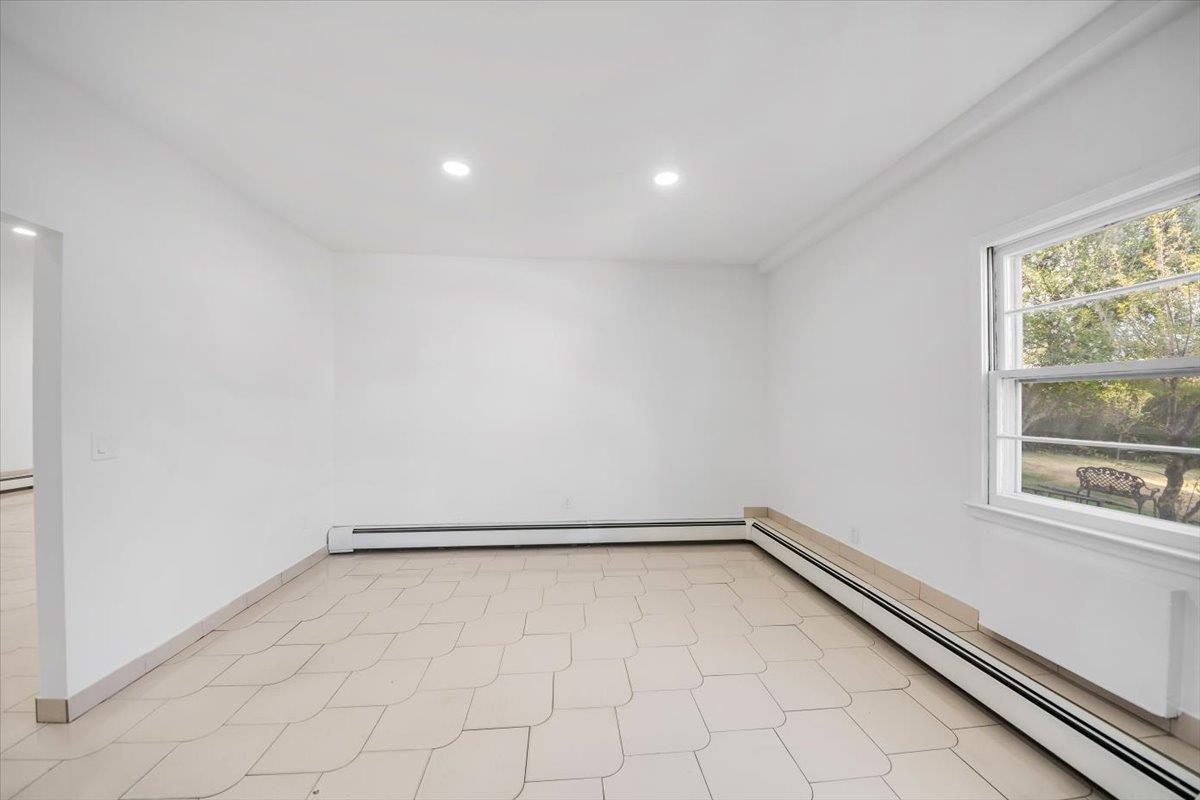 Single Family Mohawk  Westchester County, NY 10710, MLS-868657-21