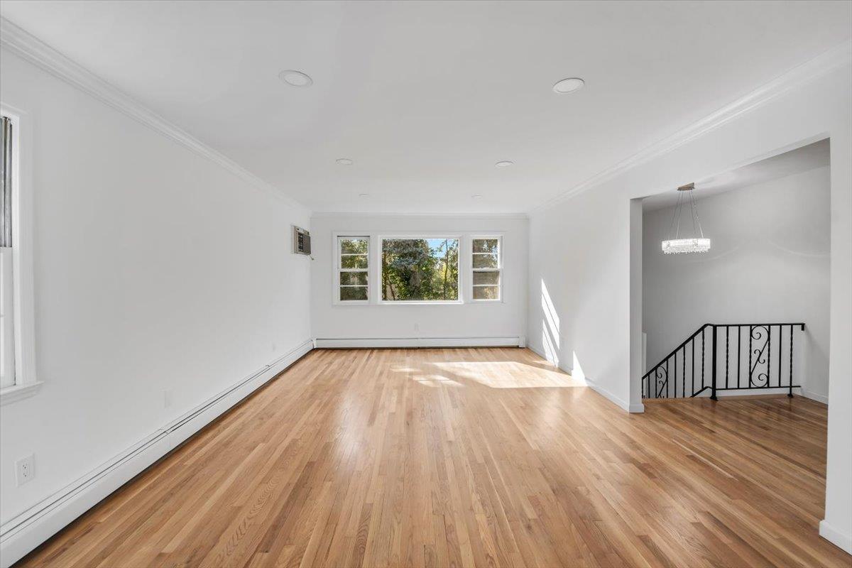Single Family Mohawk  Westchester County, NY 10710, MLS-868657-4