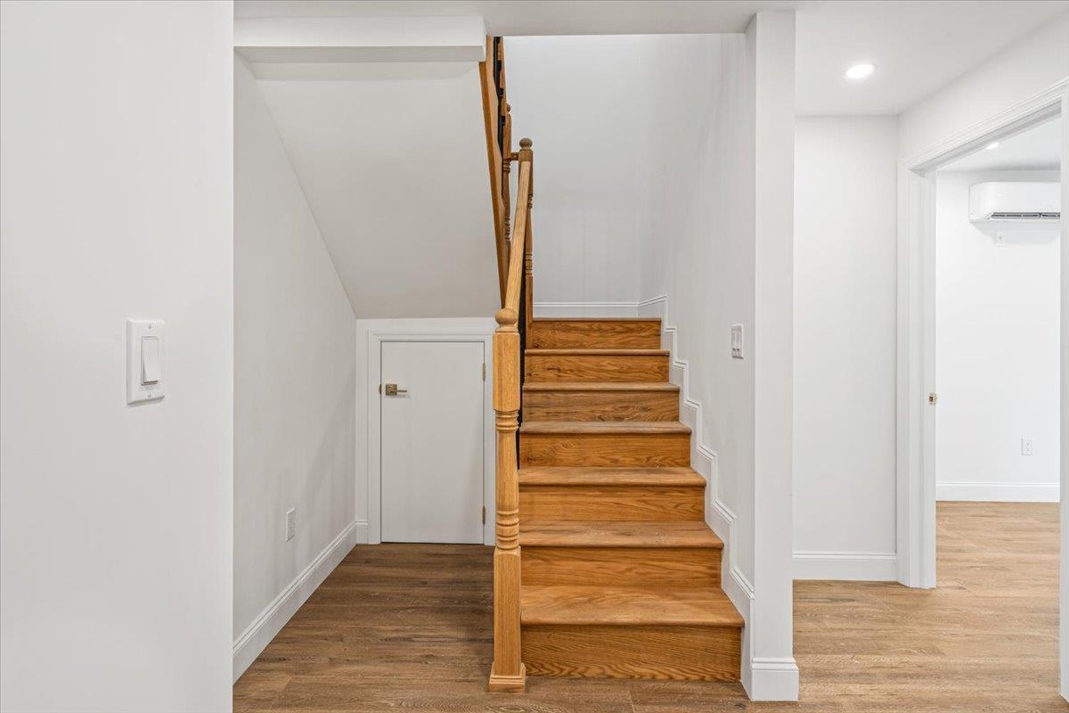 Single Family Van Buren  Brooklyn, NY 11221, MLS-868664-10