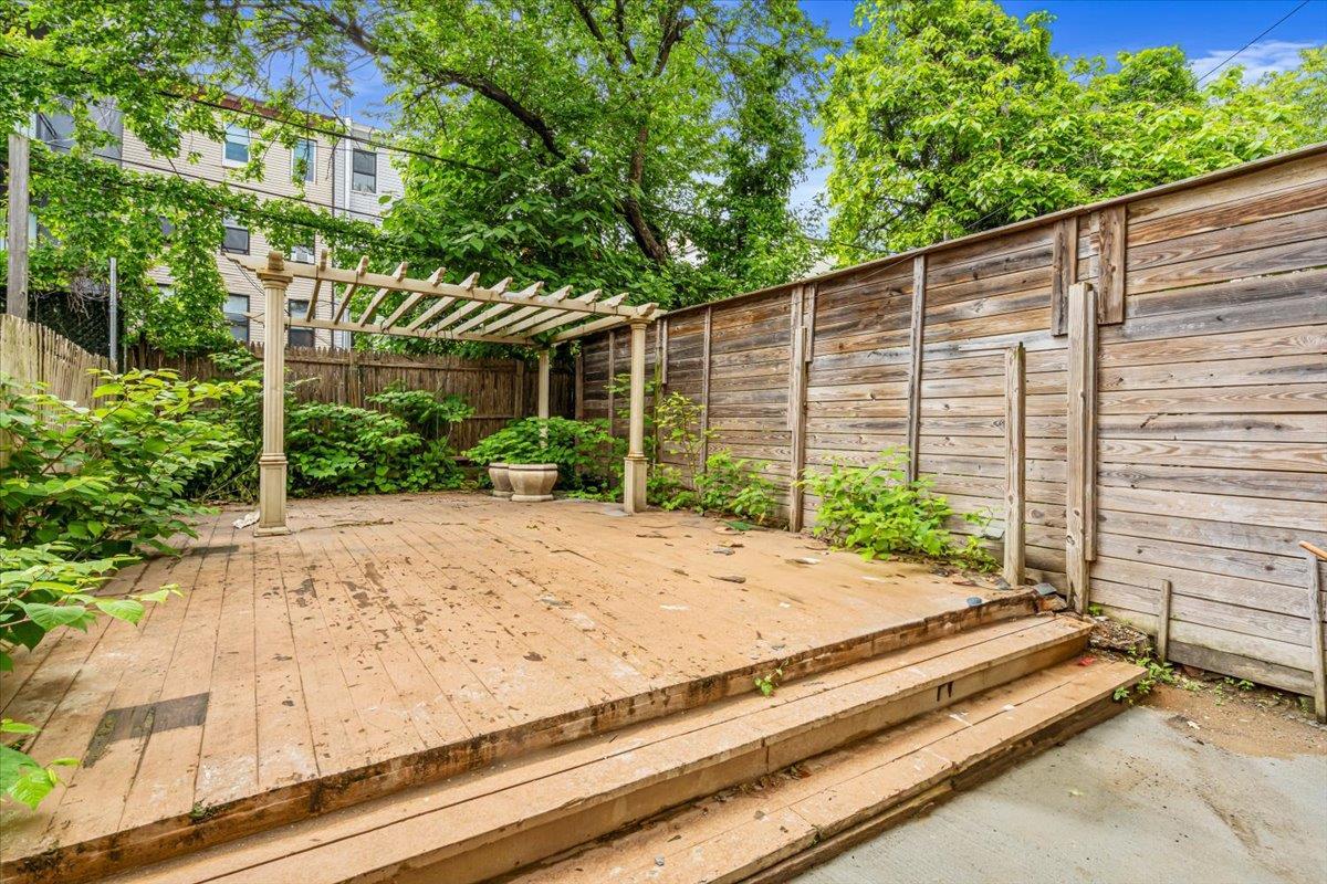 Single Family Van Buren  Brooklyn, NY 11221, MLS-868664-8