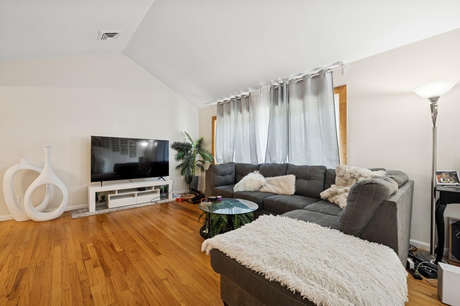 Single Family Park Nassau County, NY 11561, MLS-868671-12