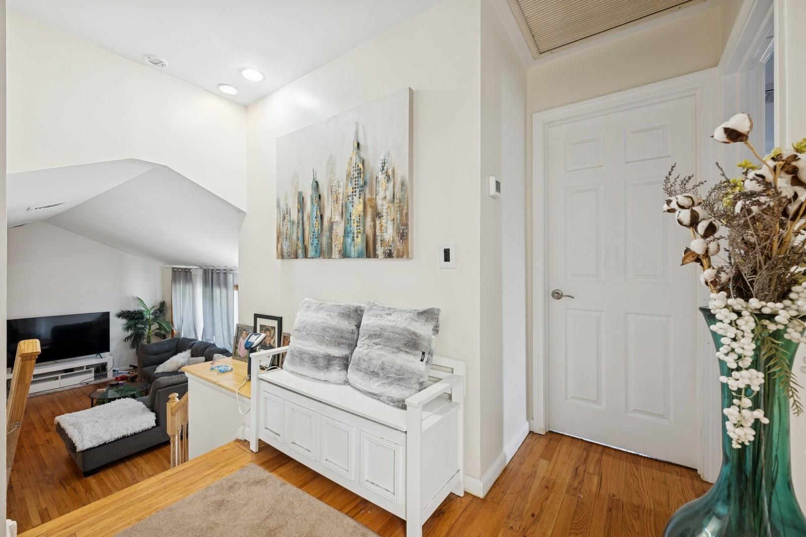 Single Family Park Nassau County, NY 11561, MLS-868671-17