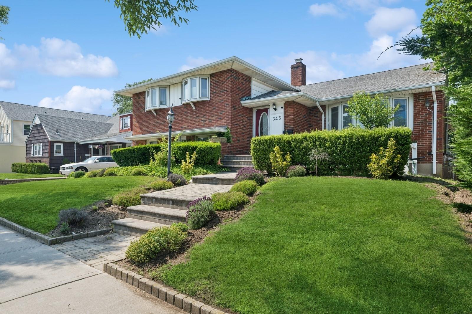 Single Family Park Nassau County, NY 11561, MLS-868671-2