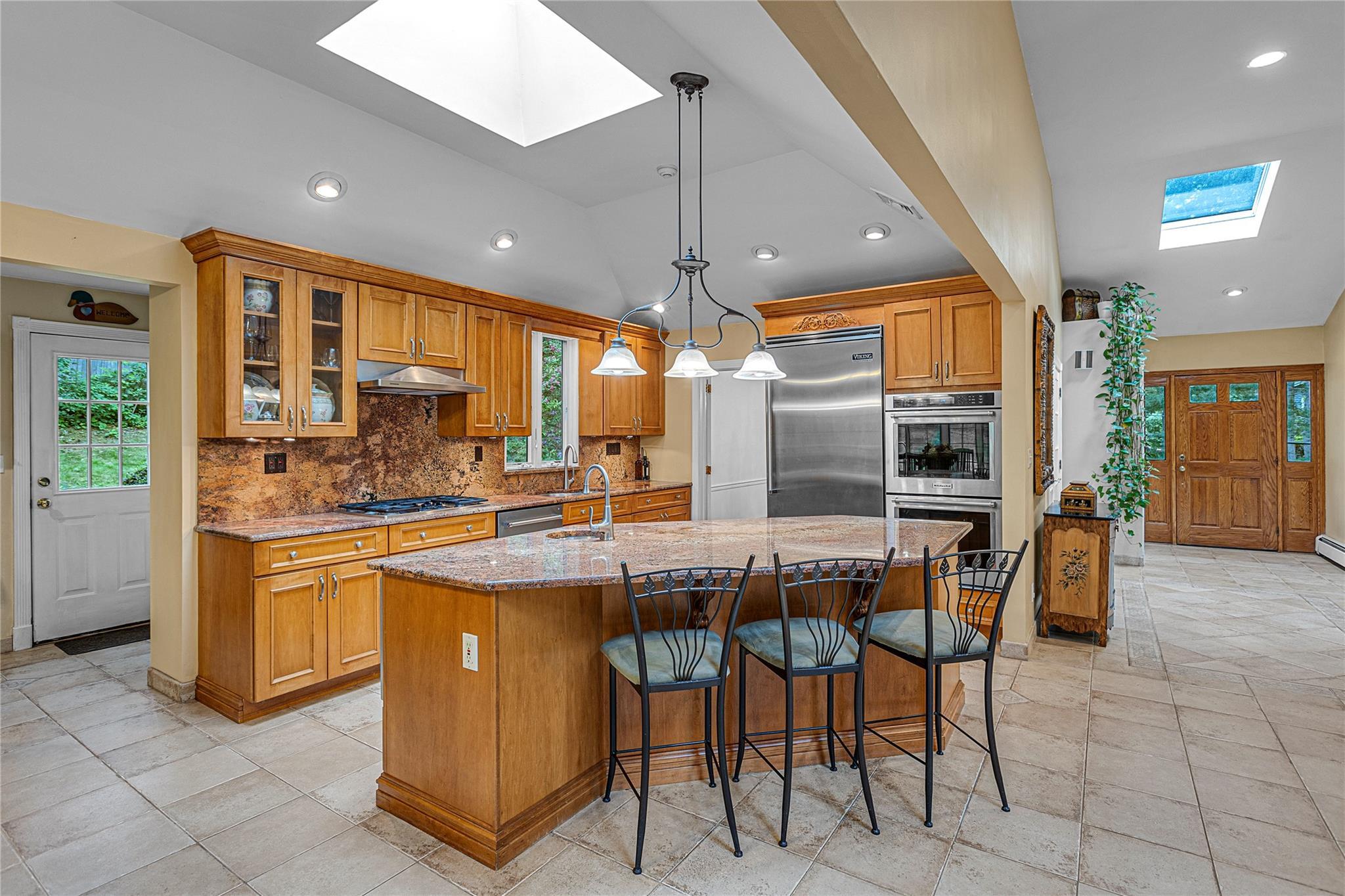 Single Family Warner  Suffolk County, NY 11743, MLS-868689-11