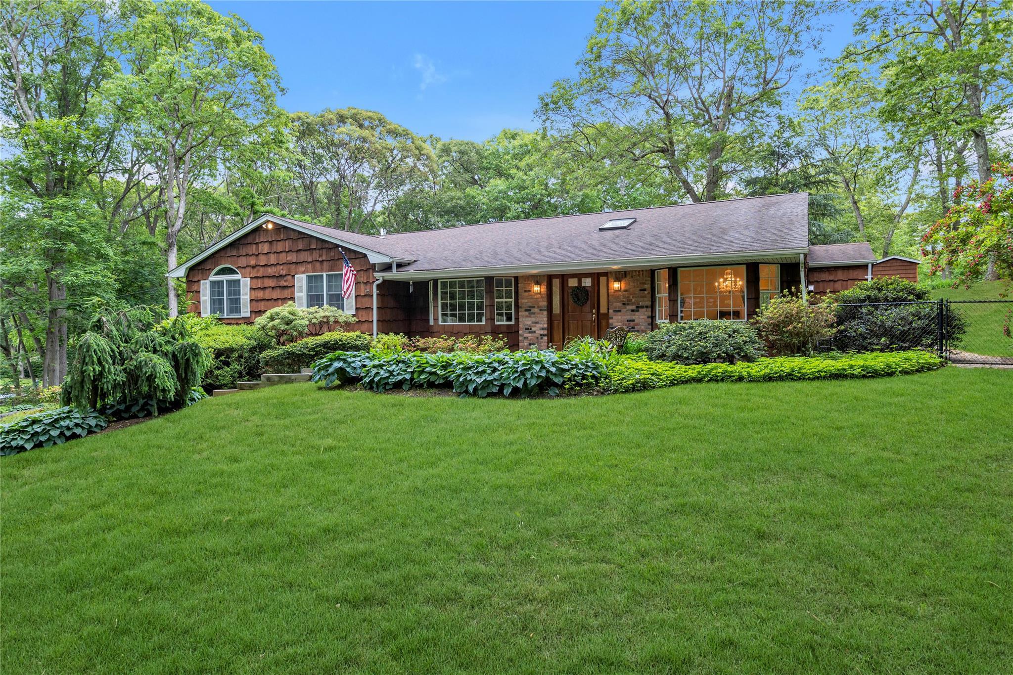 Single Family Warner  Suffolk County, NY 11743, MLS-868689-2