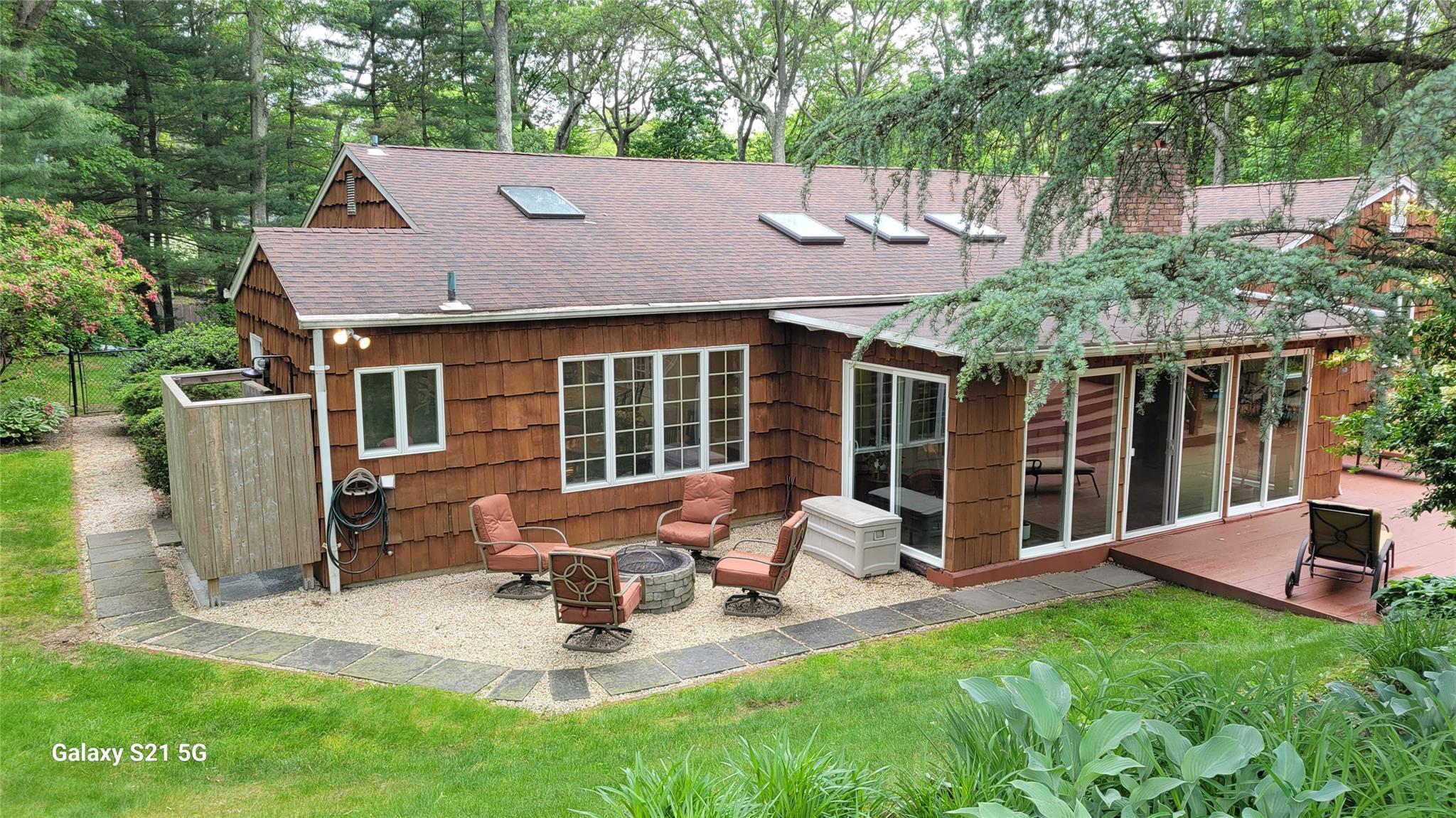Single Family Warner  Suffolk County, NY 11743, MLS-868689-34